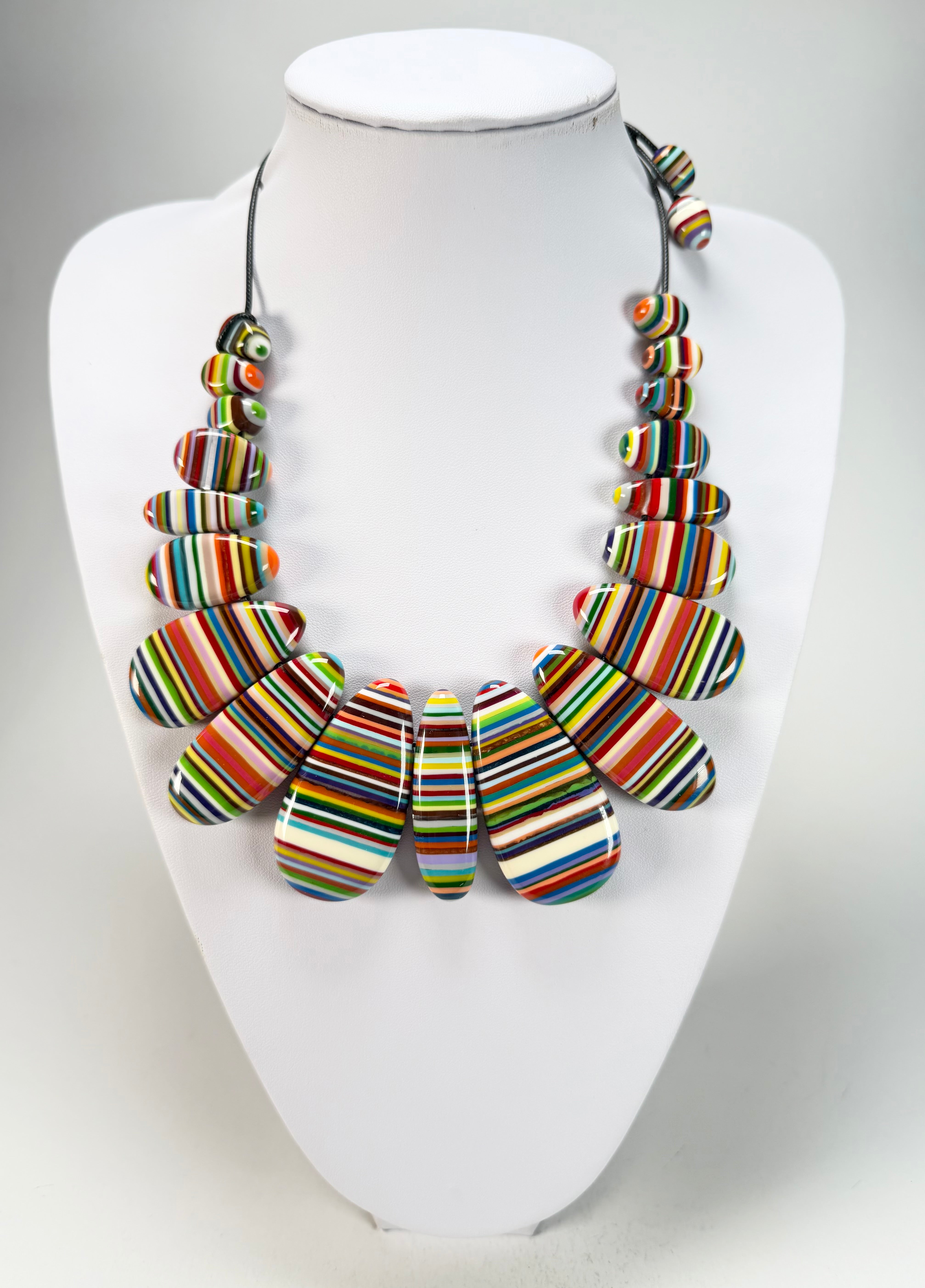 Sobral - Pop Art "Marou" Resin Necklace ( 005422 )