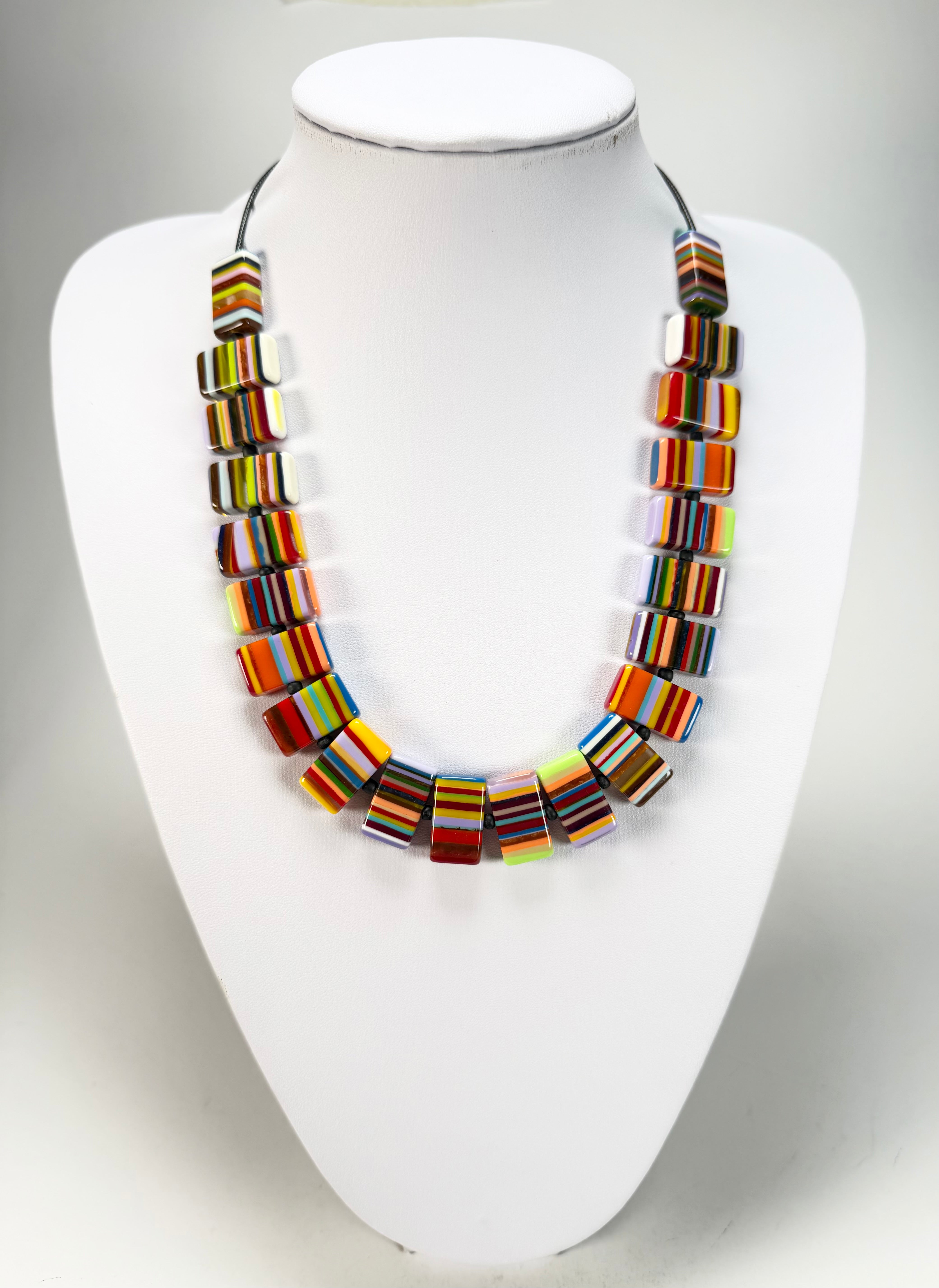 Sobral - Pop Art "Rachel" Resin Necklace ( 000034 )