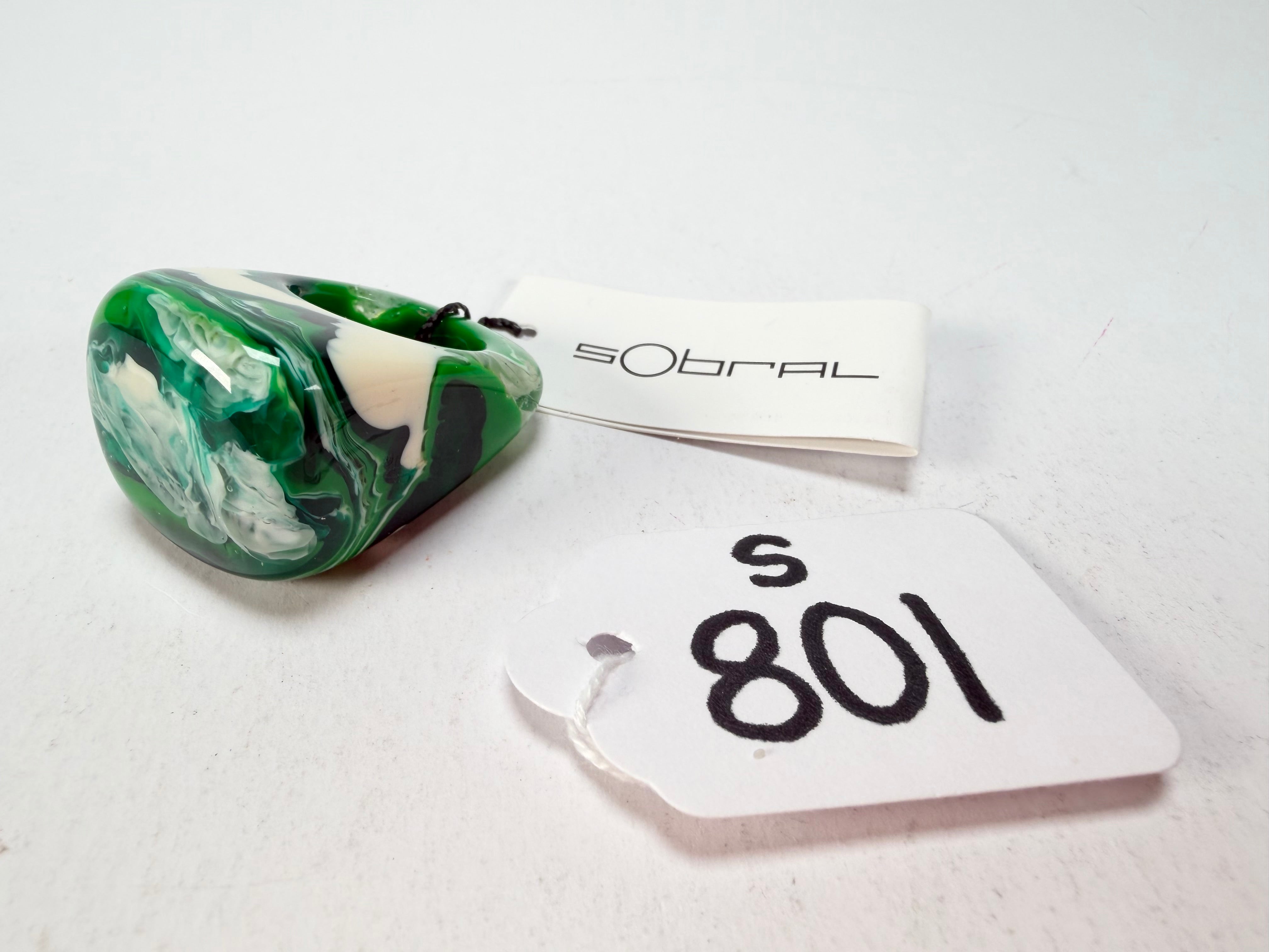 Sobral - Onda Verde "Wave" Green Resin Ring ( 005325 ) - Size UK P / US 8
