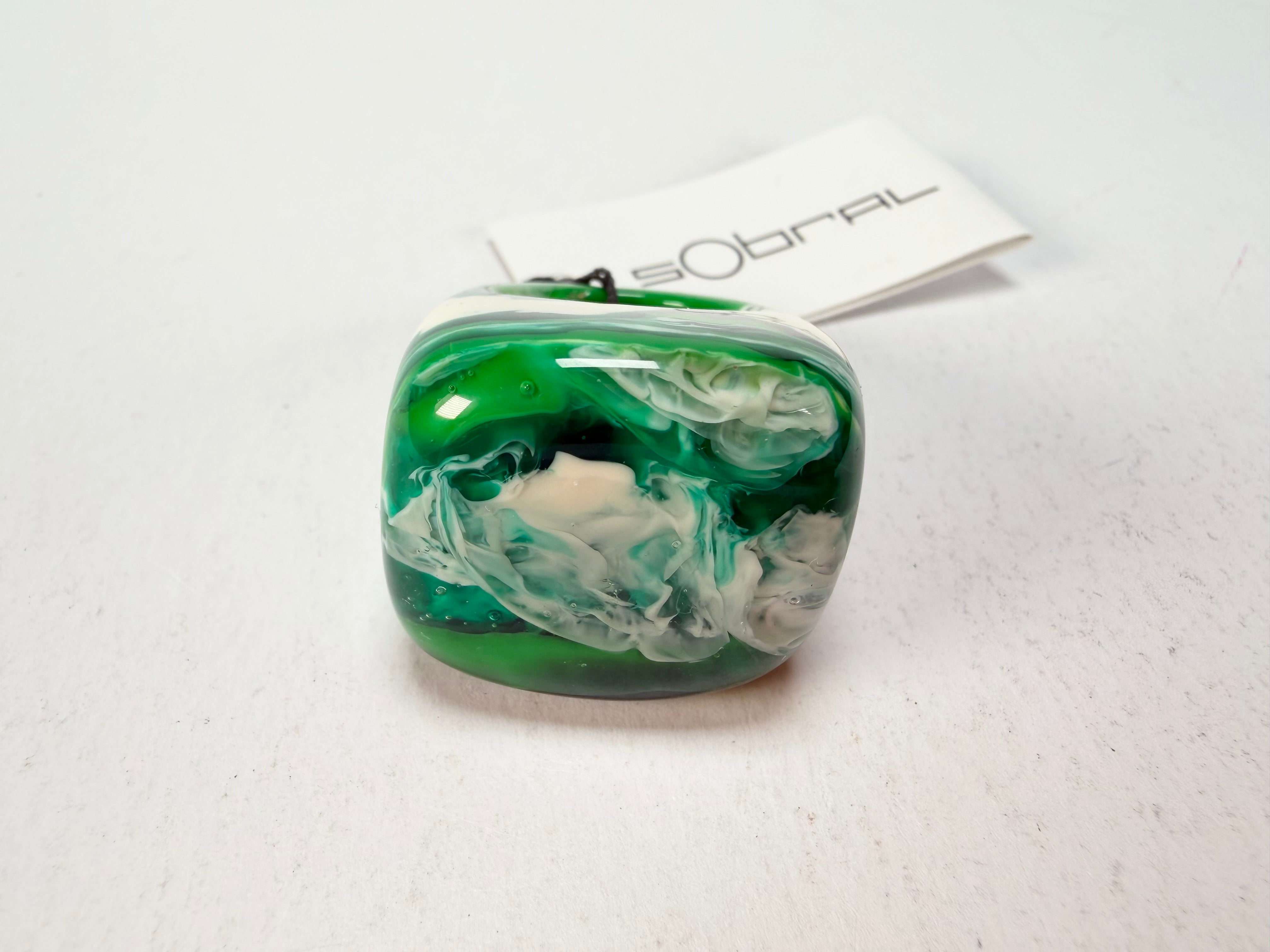 Sobral - Onda Verde "Wave" Green Resin Ring ( 005325 ) - Size UK P / US 8