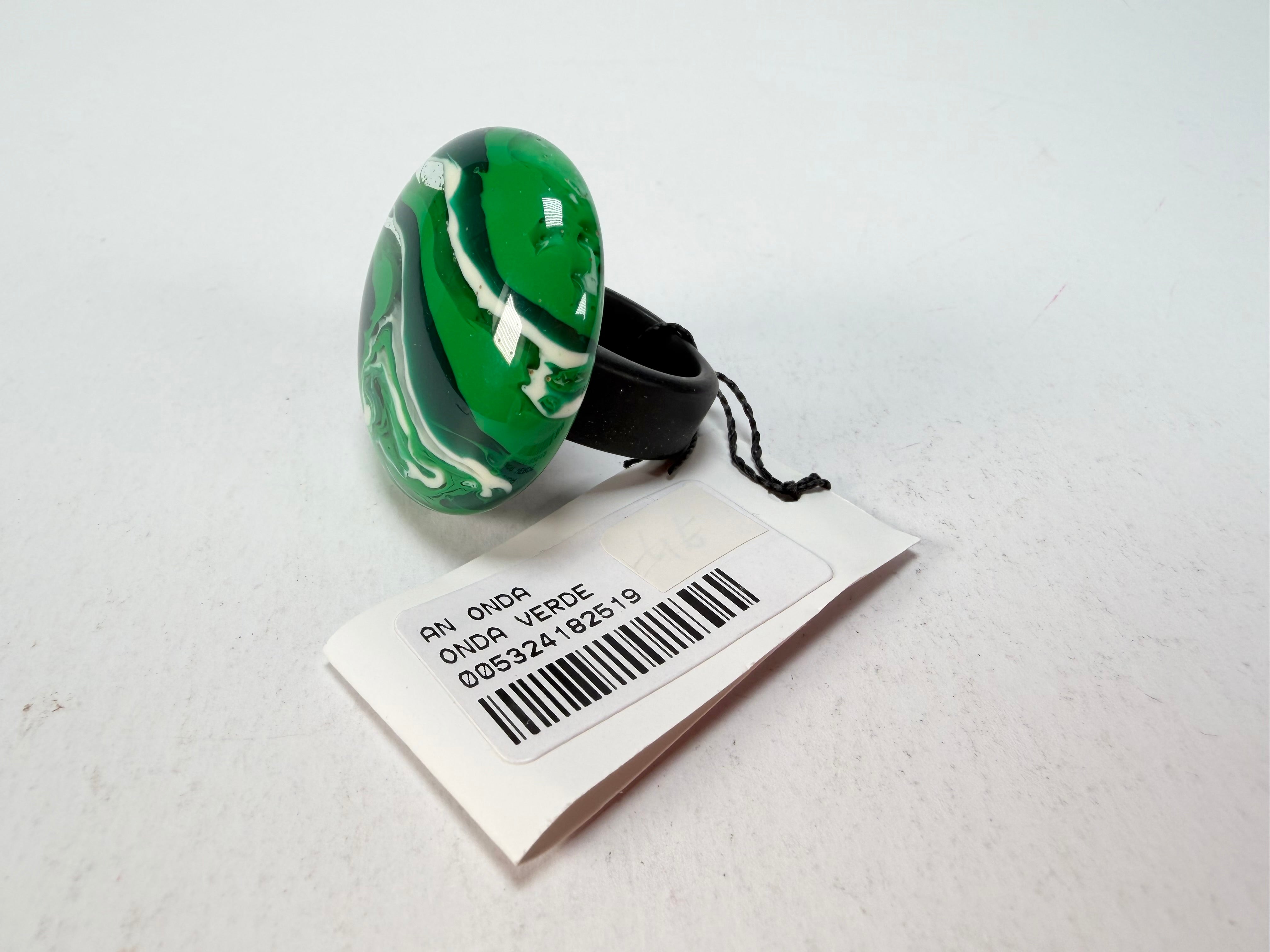 Sobral - Onda Verde "Onda Circle" Green Resin Ring ( 005324 ) - Size UK S / US 9