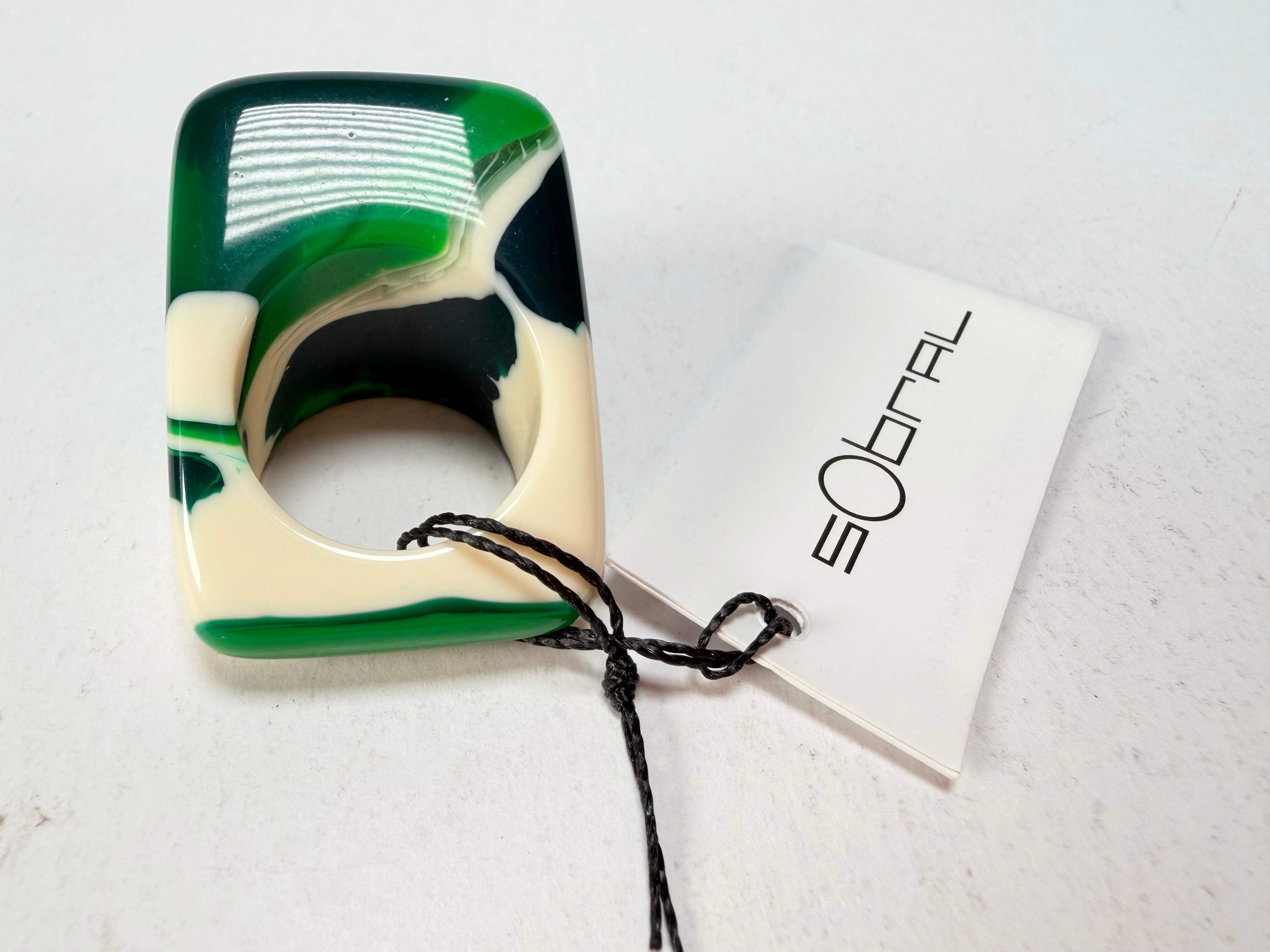 Sobral - Onda Verde "Wave" Green Resin Ring ( 005325 ) - Size UK R / US 8.5