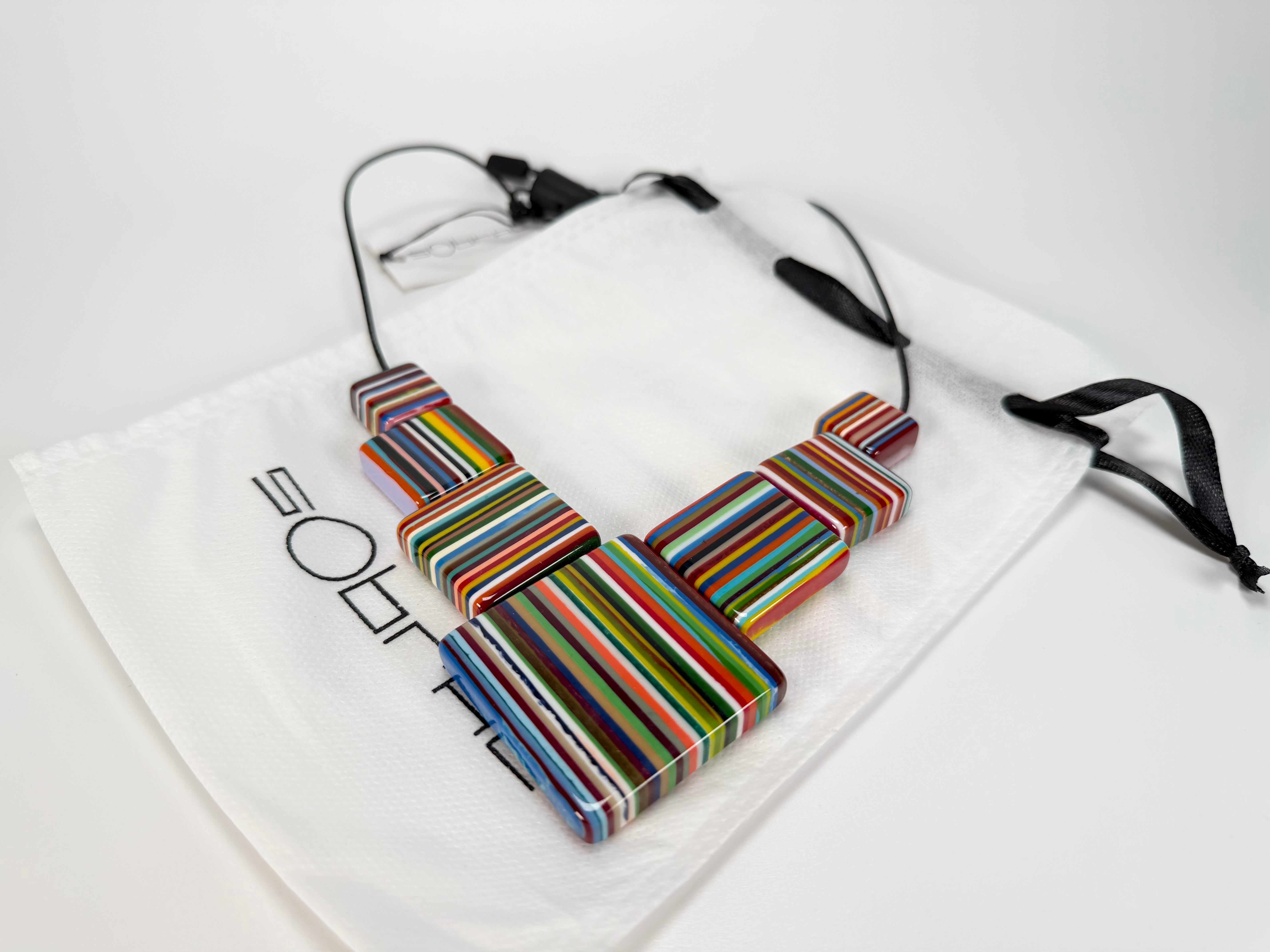 Sobral - Pop Art "Jackson" Resin Necklace ( 004295 )