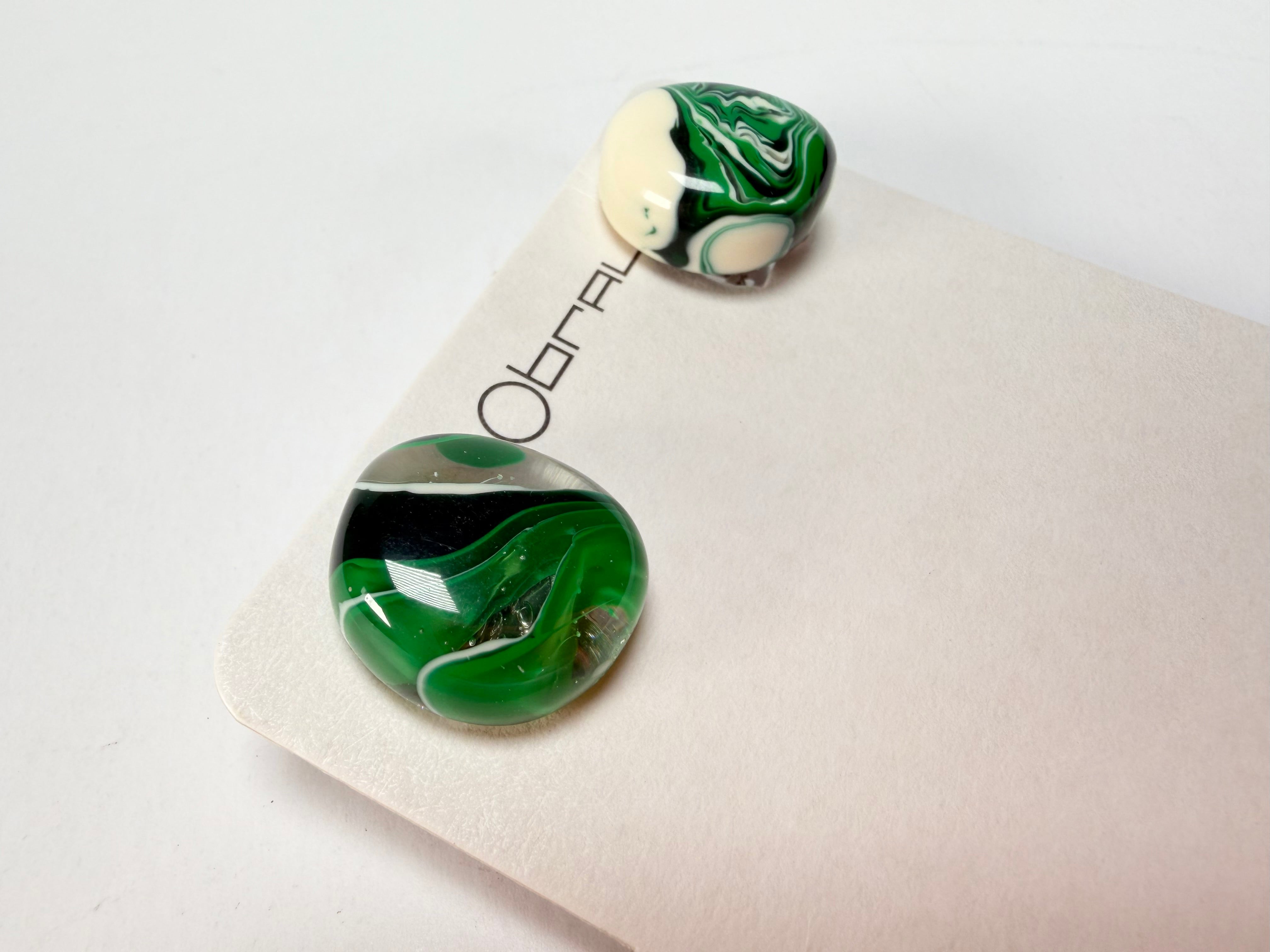 Sobral - Onda Verde "Wave" Green Resin Clip On Earrings ( 005331 )