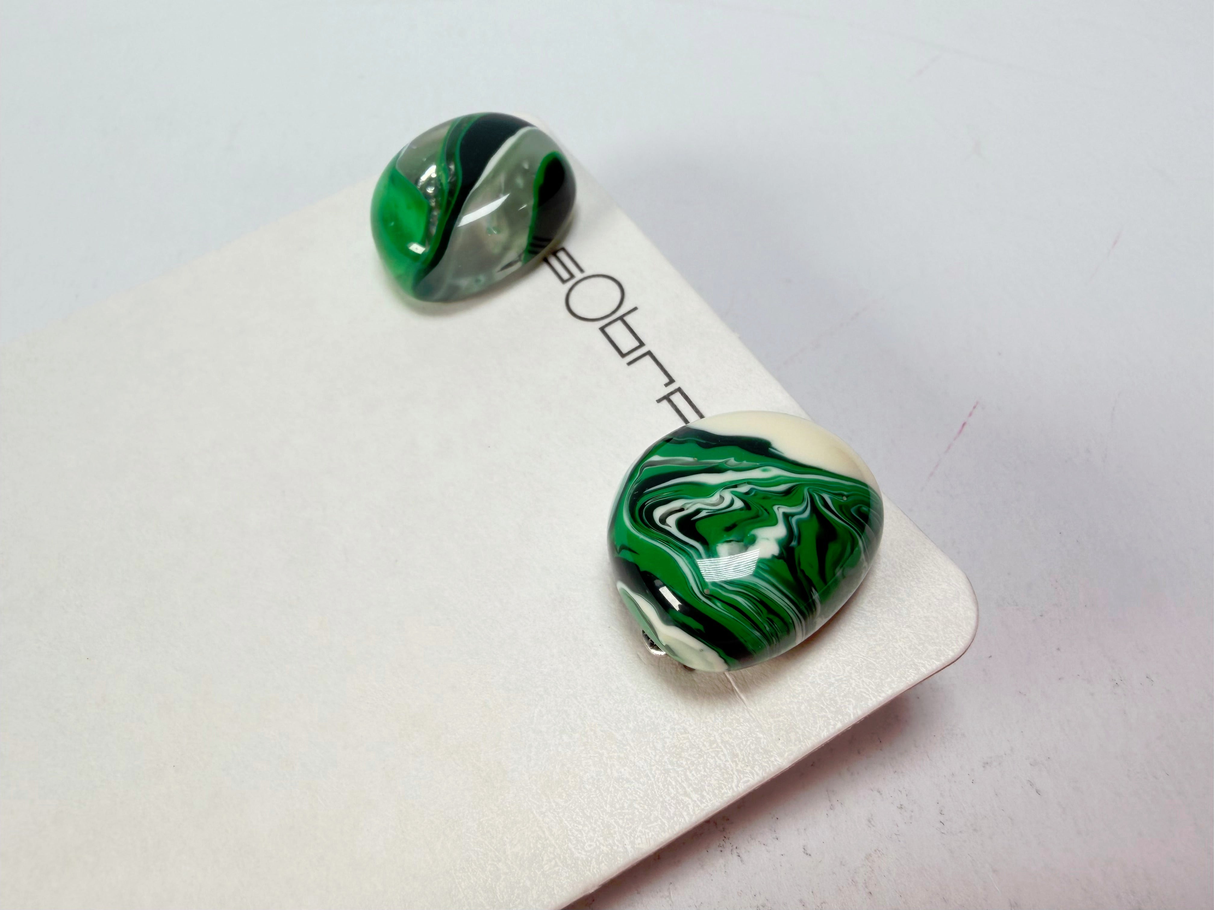 Sobral - Onda Verde "Wave" Green Resin Clip On Earrings ( 005331 )