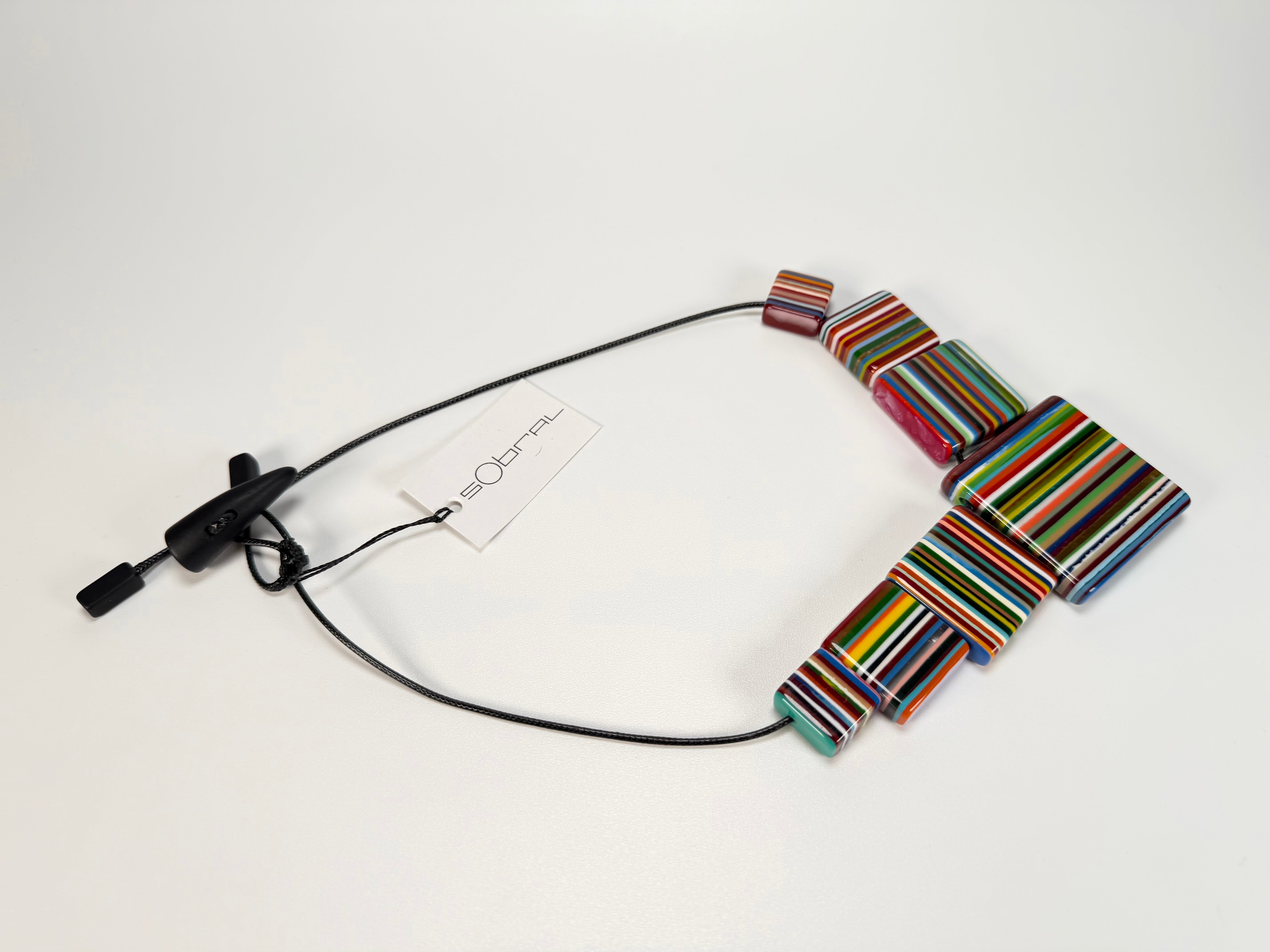 Sobral - Pop Art "Jackson" Resin Necklace ( 004295 )