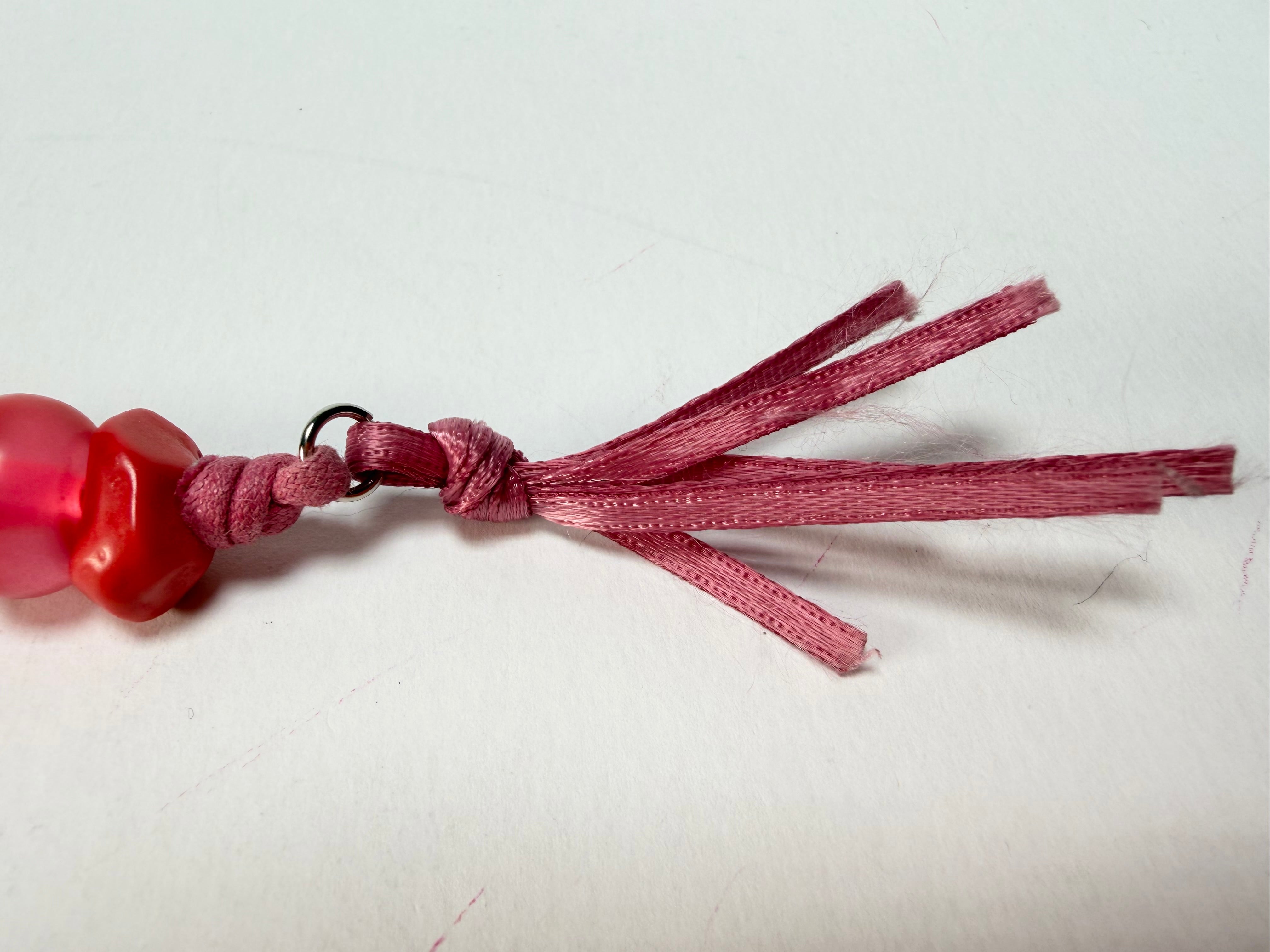 Sobral - Indiana "Cereja" Pink Resin Key Ring / Key Chain ( 000179 )