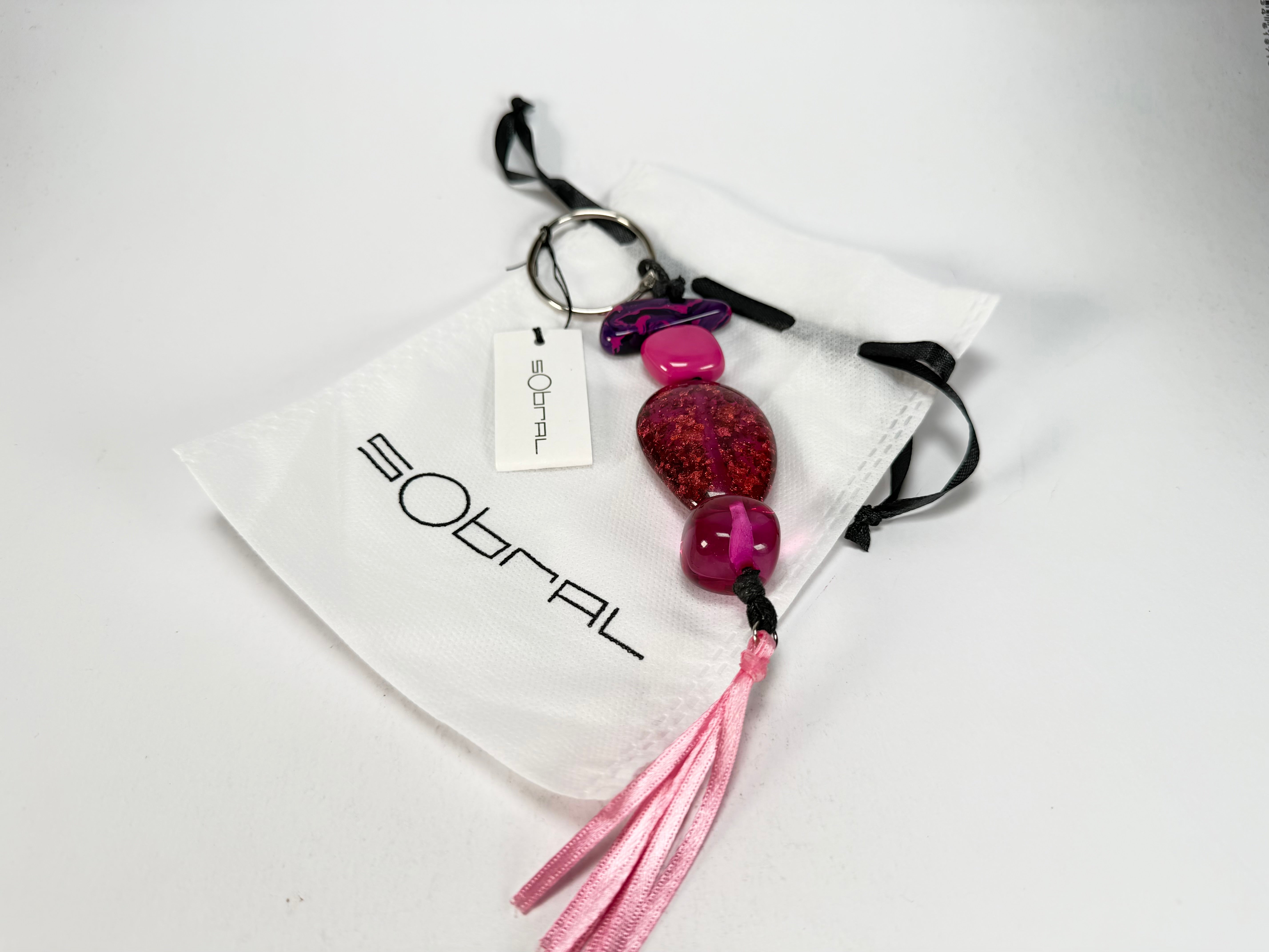 Sobral - Indiana "Cereja" Pink Resin Key Ring / Key Chain ( 000179 )
