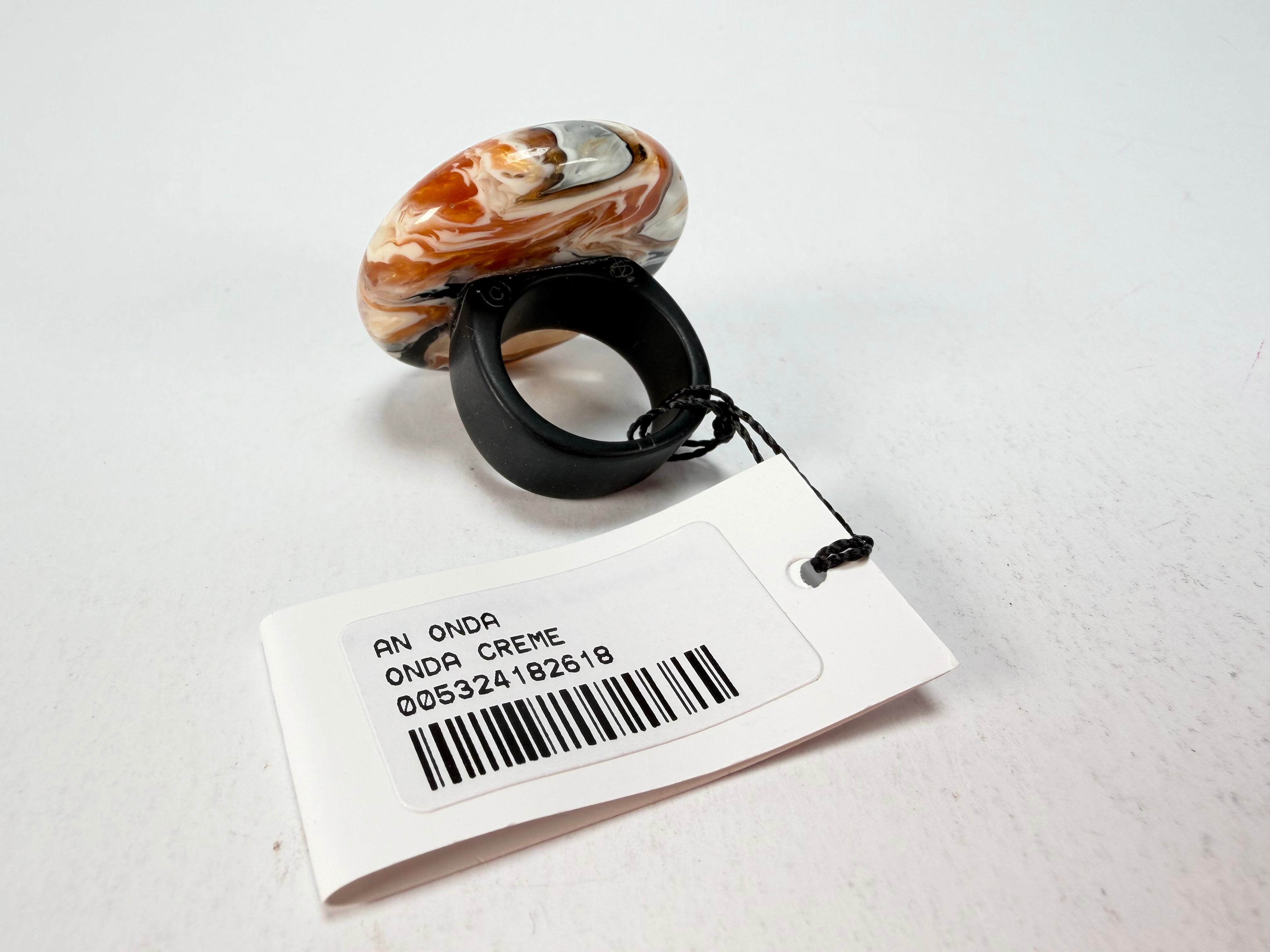 Sobral - Carmelo "Onda Circle" Resin Ring ( 005324 ) - Size UK R / US 8.5