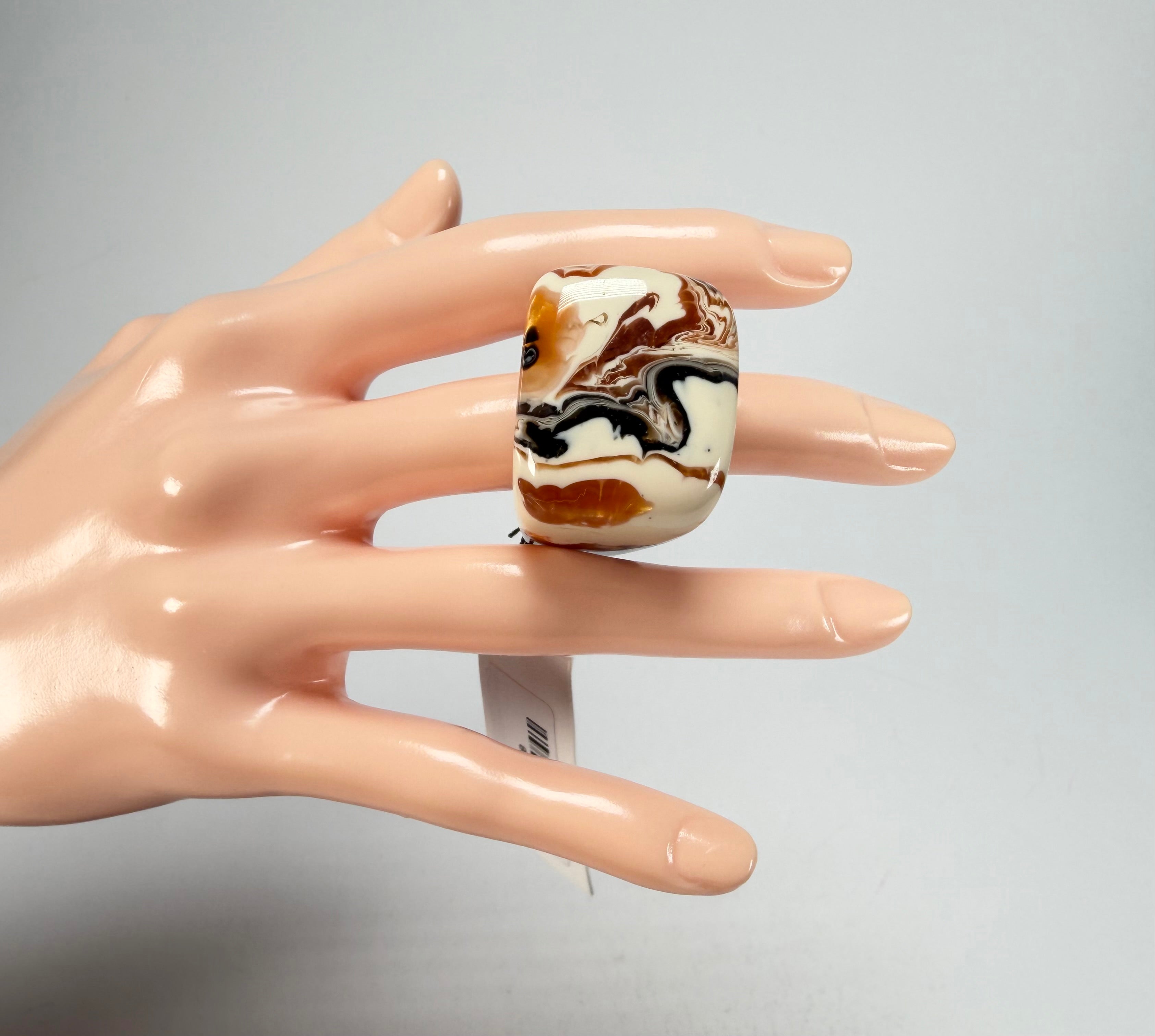 Sobral - Carmelo "Wave" Resin Ring ( 005325 ) - Size UK O / US 7.5