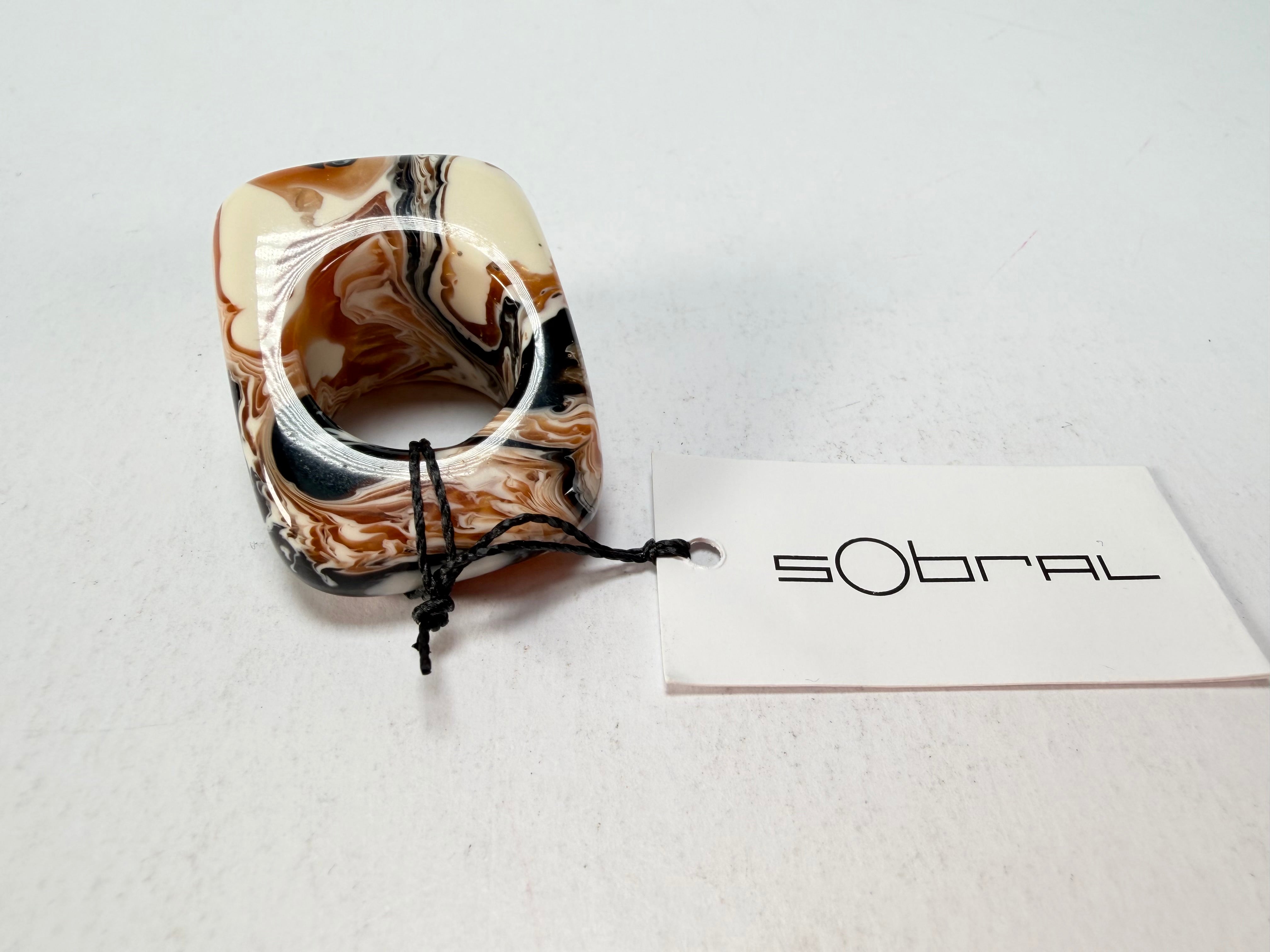 Sobral - Carmelo "Wave" Resin Ring ( 005325 ) - Size UK O / US 7.5