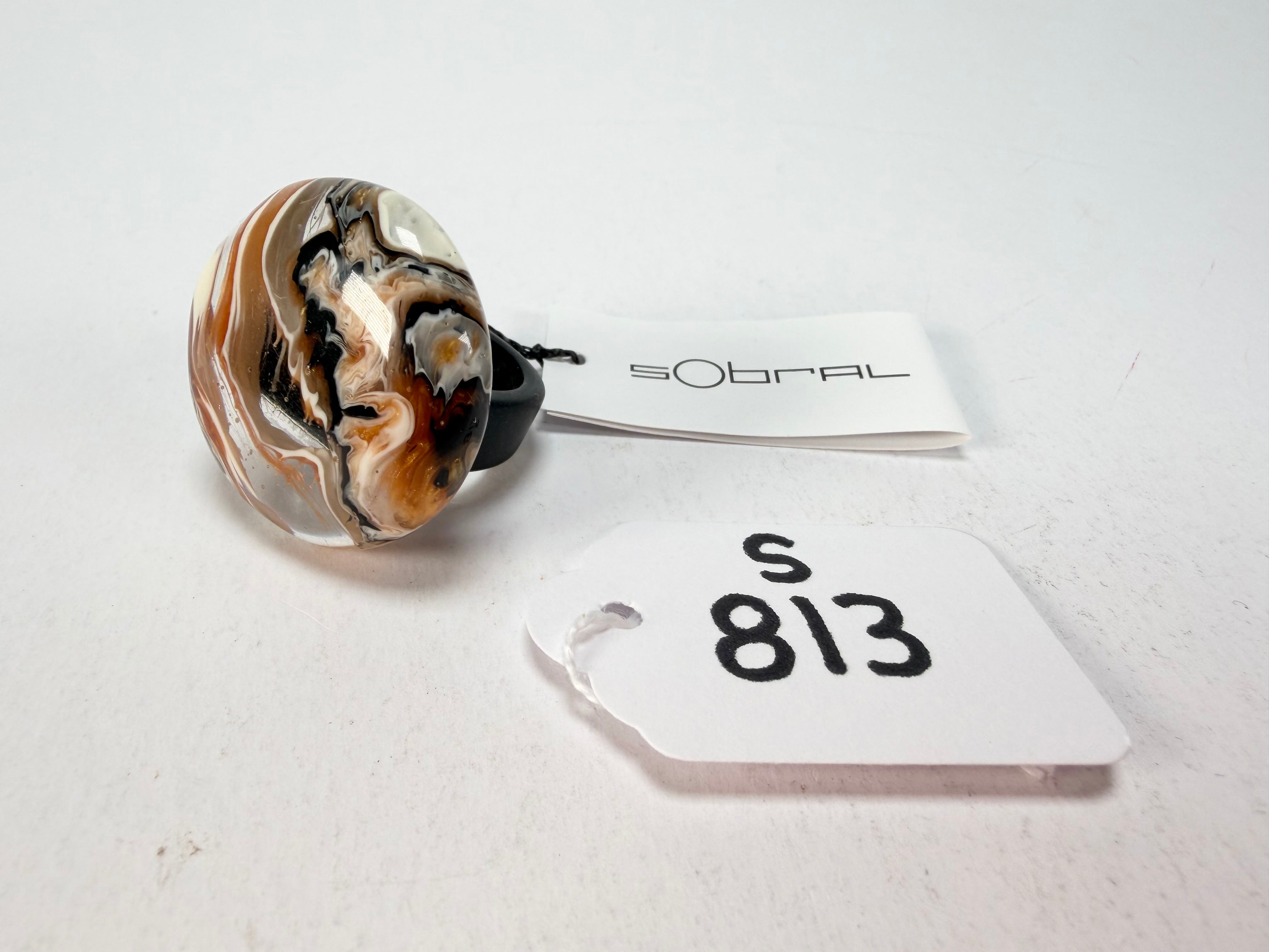 Sobral - Carmelo "Onda Circle" Resin Ring ( 005324 ) - Size UK S / US 9