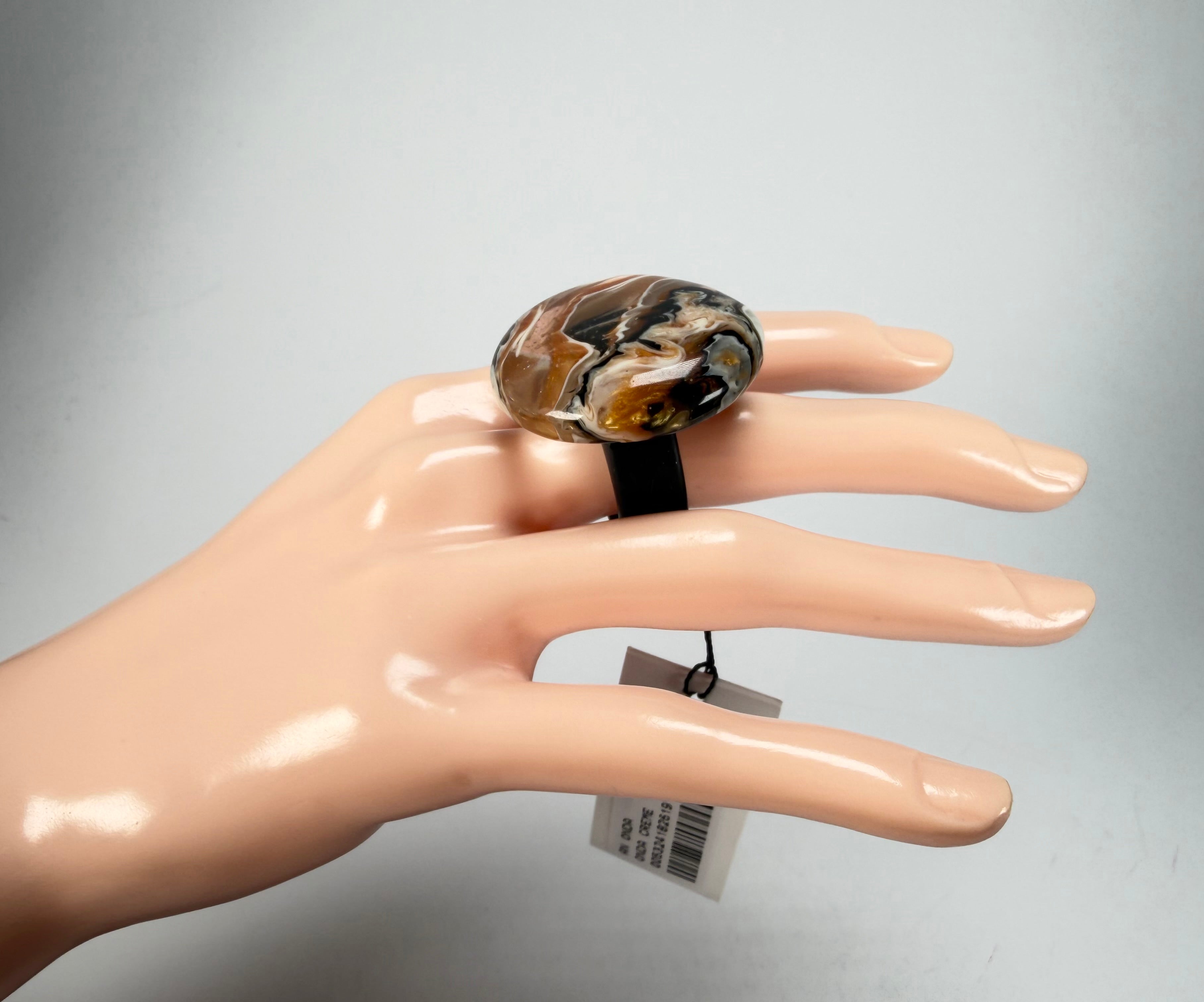 Sobral - Carmelo "Onda Circle" Resin Ring ( 005324 ) - Size UK S / US 9