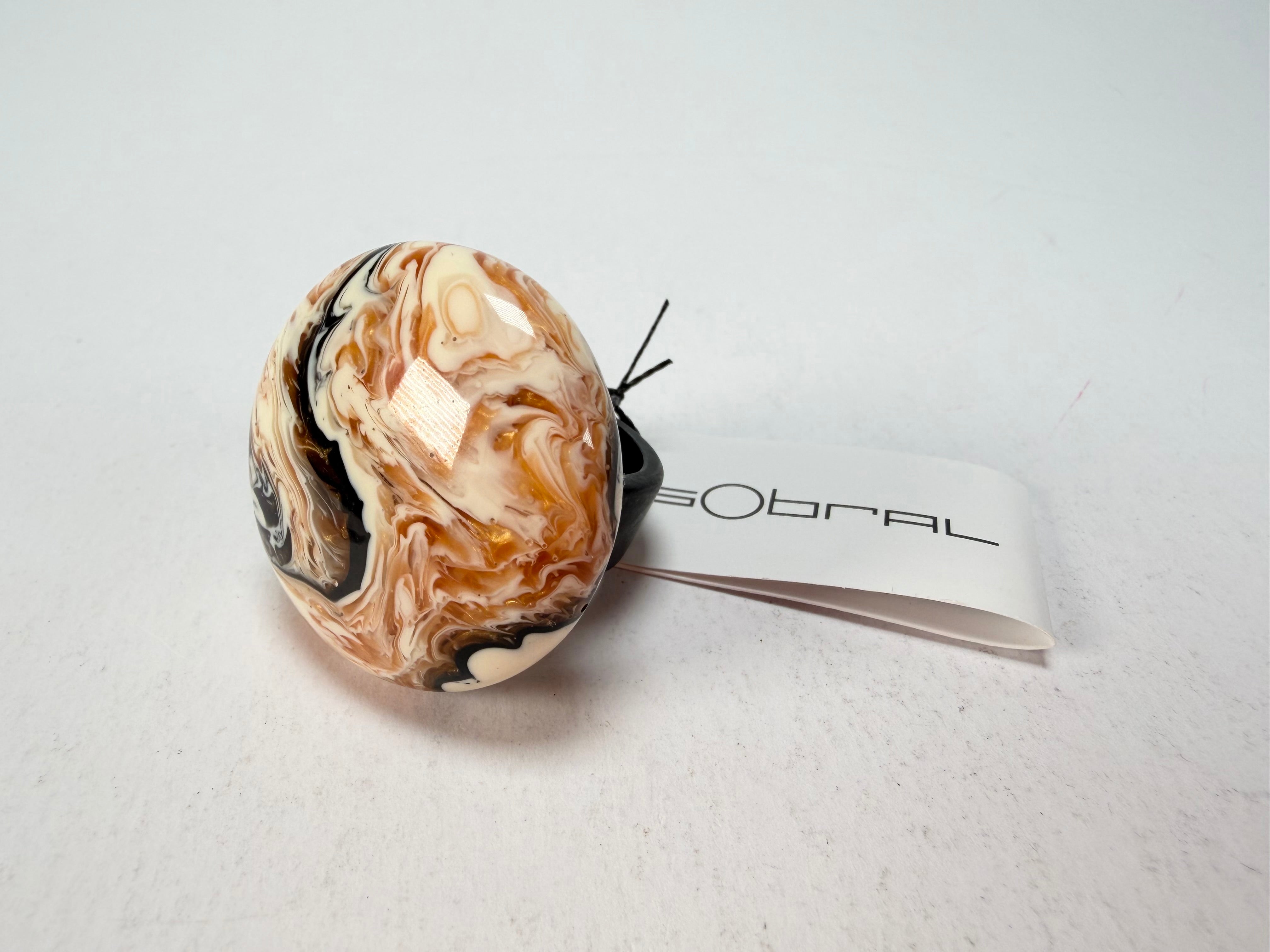 Sobral - Carmelo "Onda Circle" Resin Ring ( 005324 ) - Size UK U / US 10