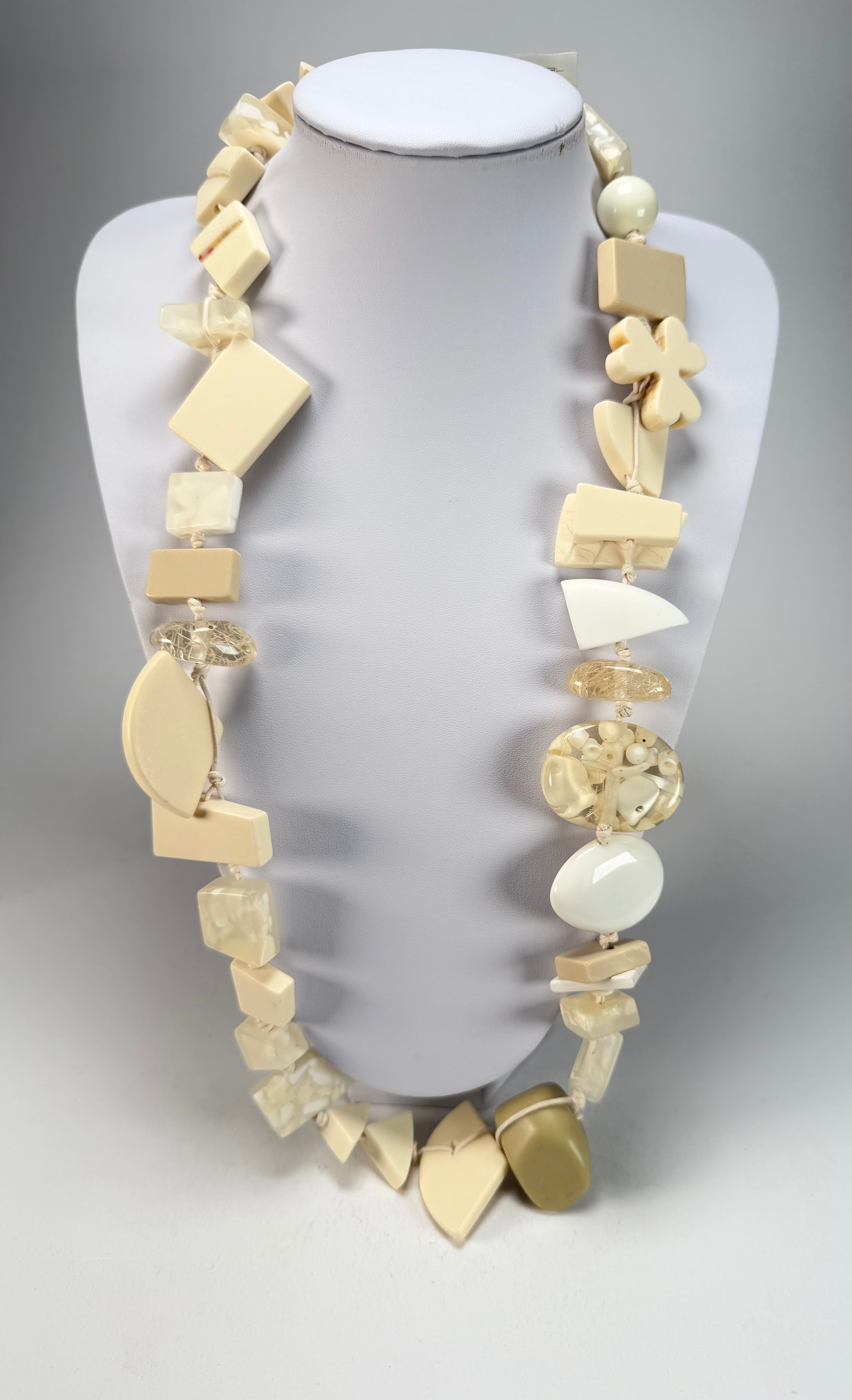 Sobral - Indiana "Aventuras" Marfim Cream Mix 110cm Resin Necklace ( 000038 )