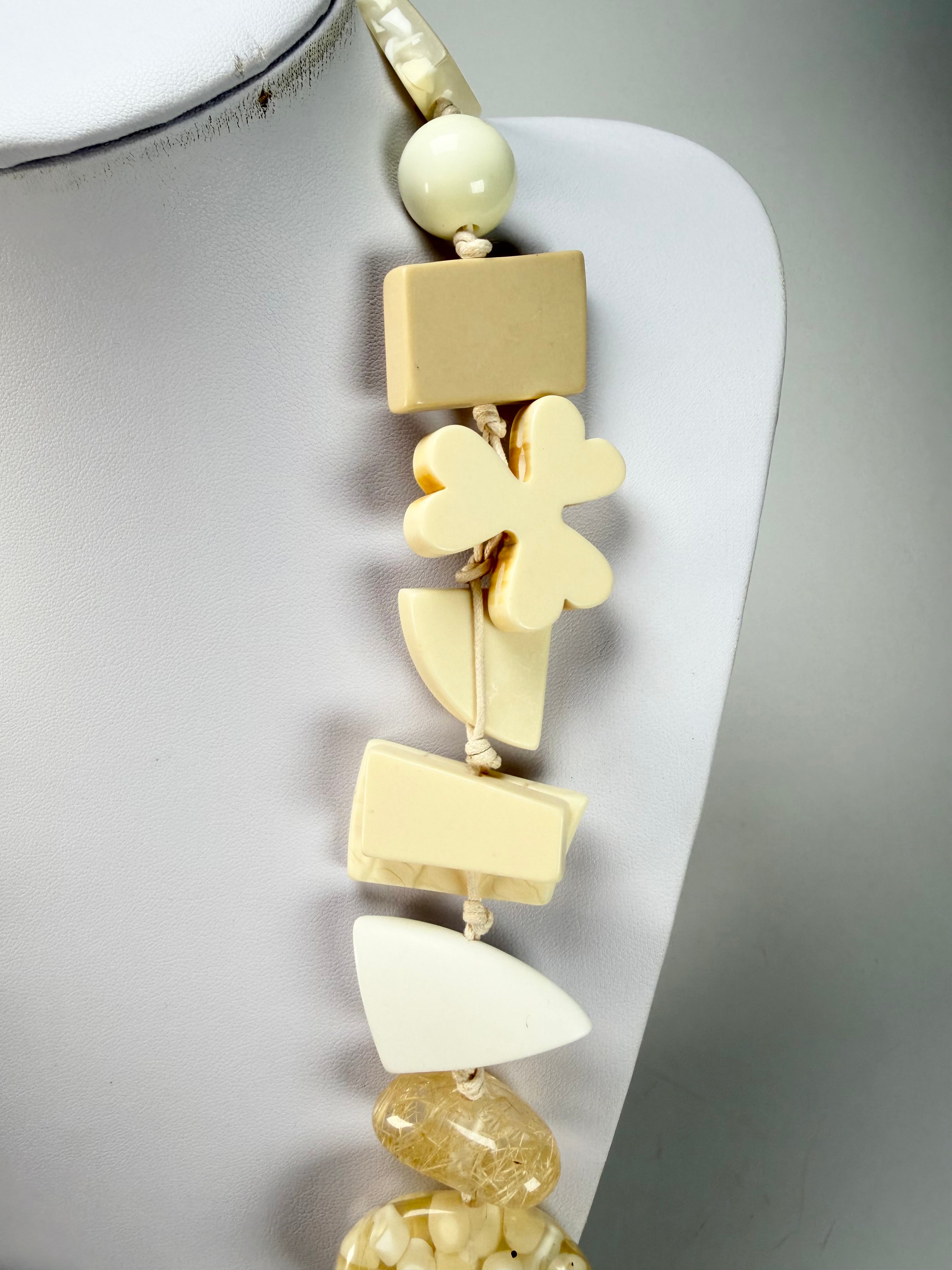 Sobral - Indiana "Aventuras" Marfim Cream Mix 110cm Resin Necklace ( 000038 )