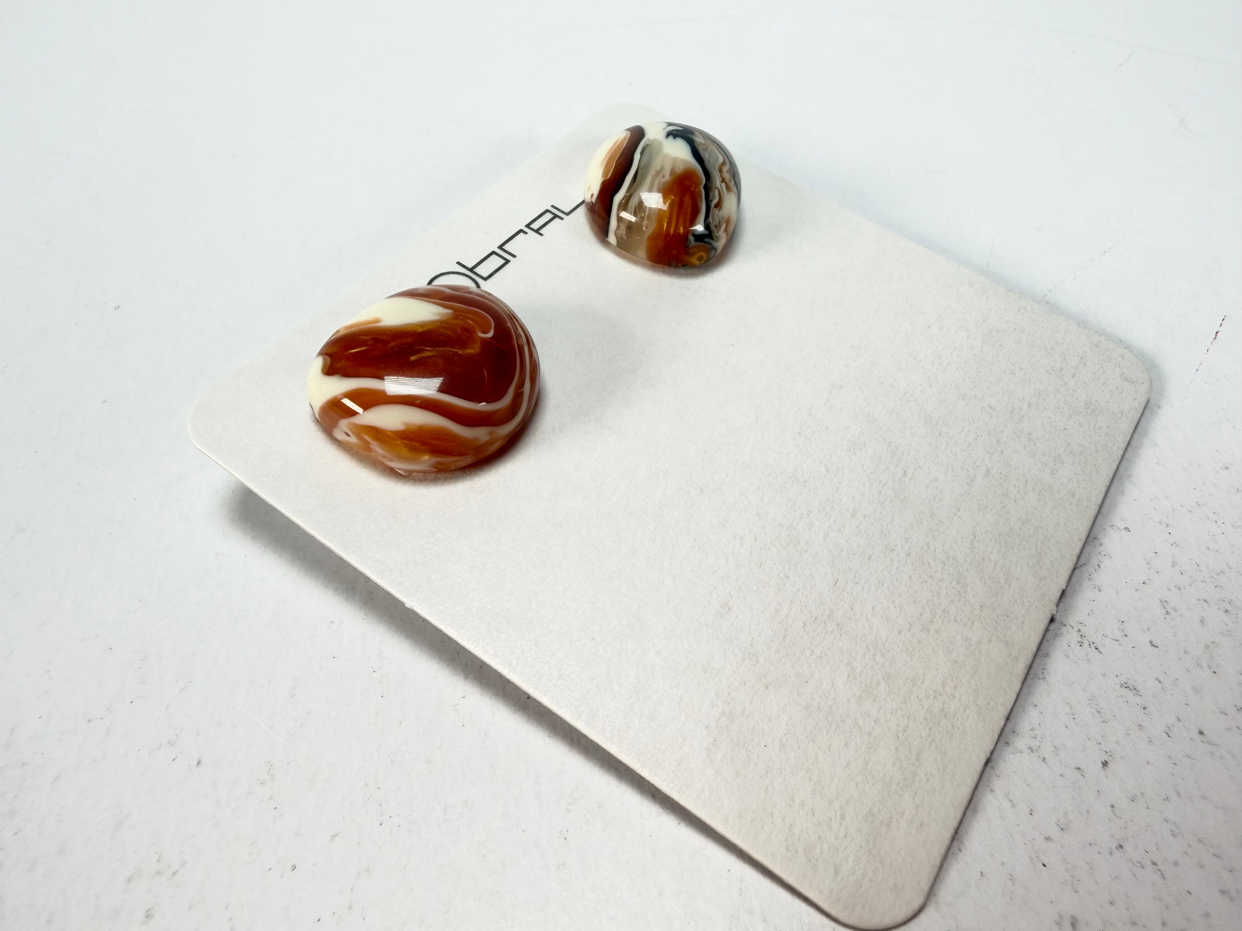 Sobral - Carmelo "Wave" Resin Earrings ( 005330 )