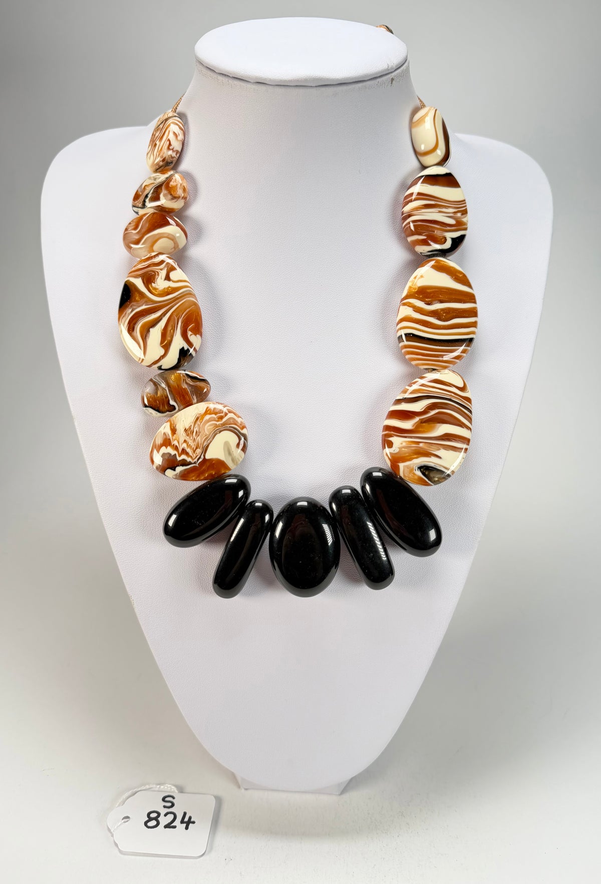 Sobral - Carmelo & Black "Lisi" Studio Creation Resin Necklace ( 000000 )