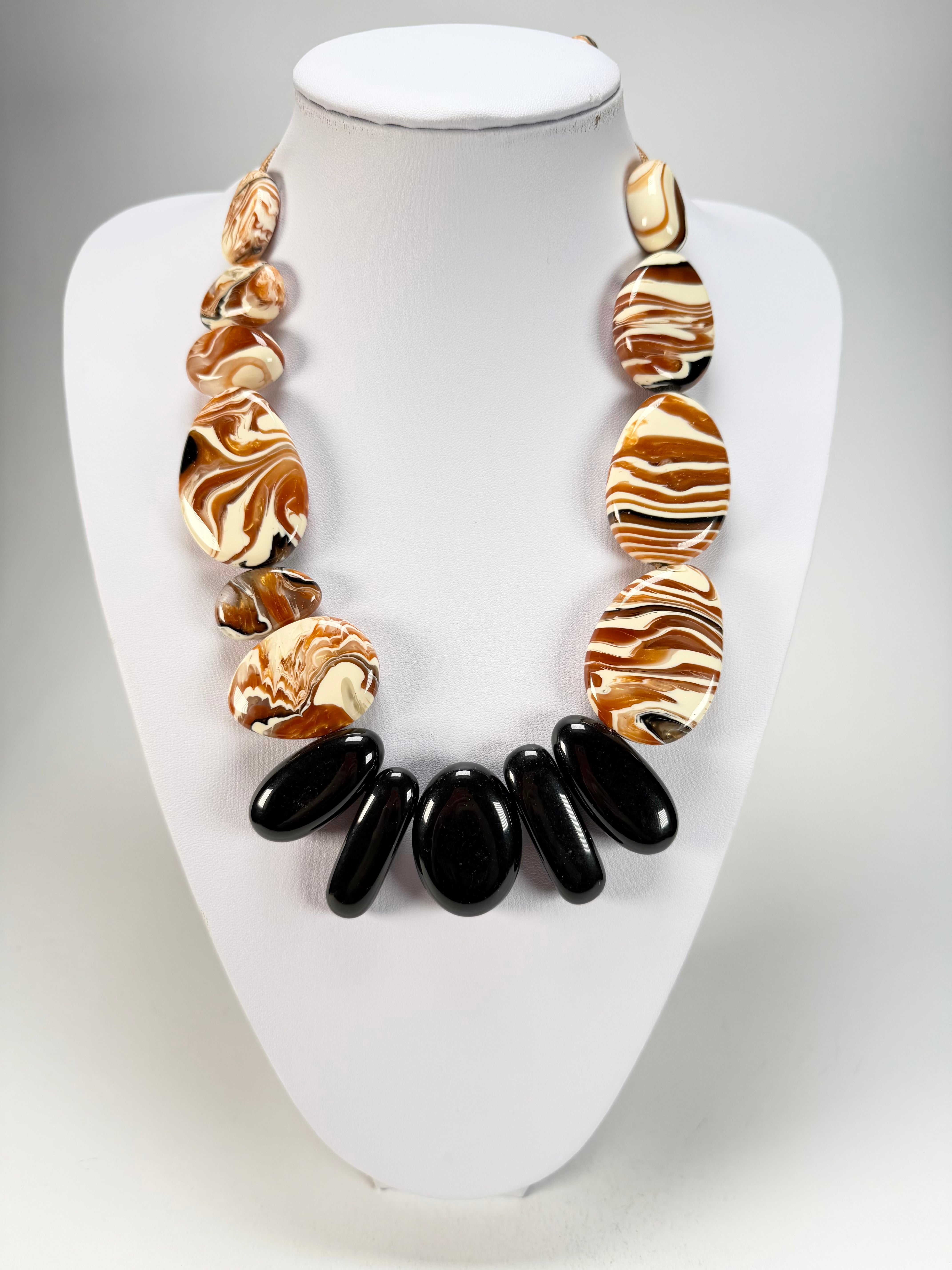 Sobral - Carmelo & Black "Lisi" Studio Creation Resin Necklace ( 000000 )