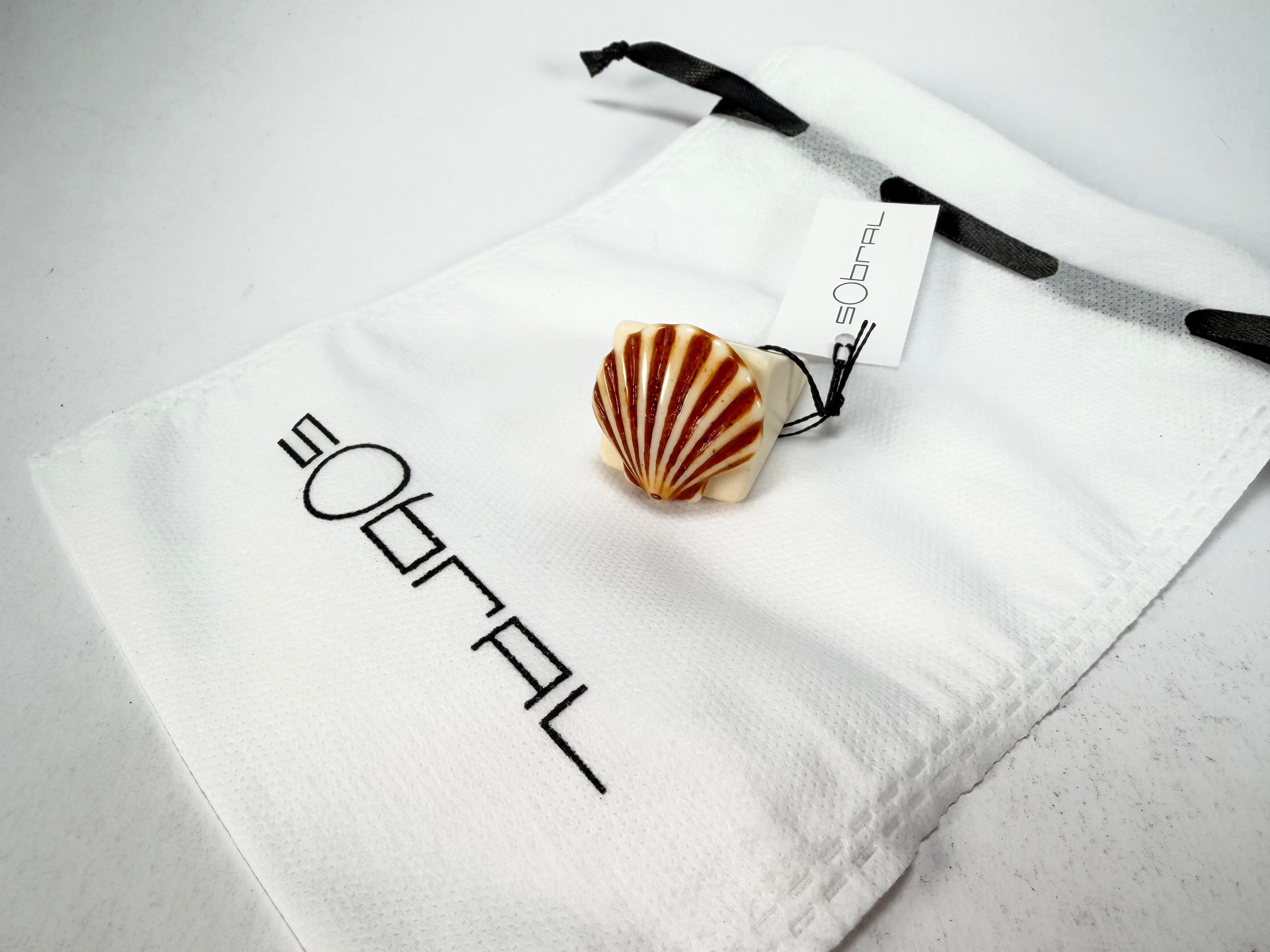 Sobral - Búzios "Praia dos Amores" Resin Ring ( 000000 ) - Size UK N / US 6.5