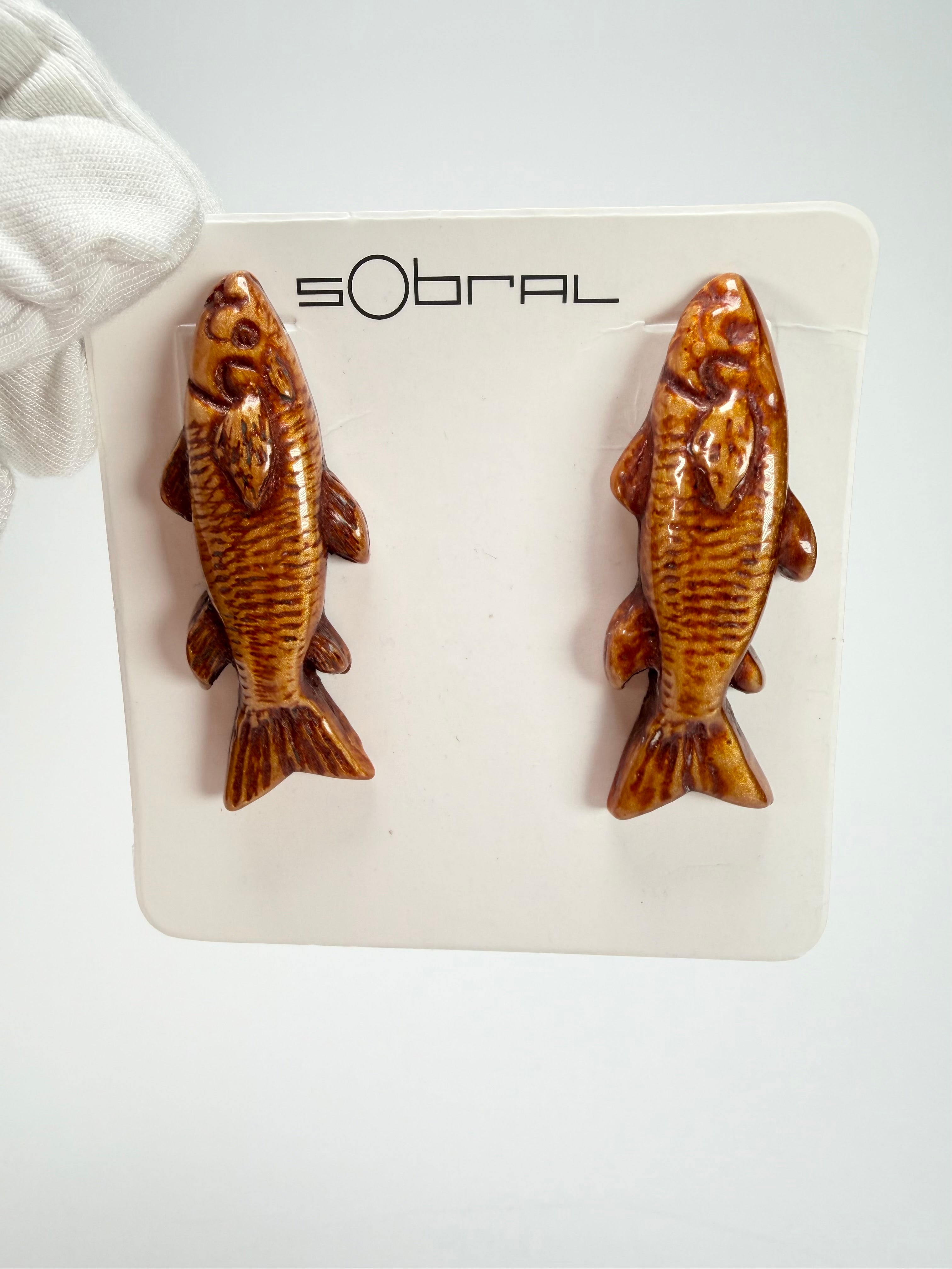 Sobral - Búzios "Praia dos Ossos" Resin Earrings ( 000000 )