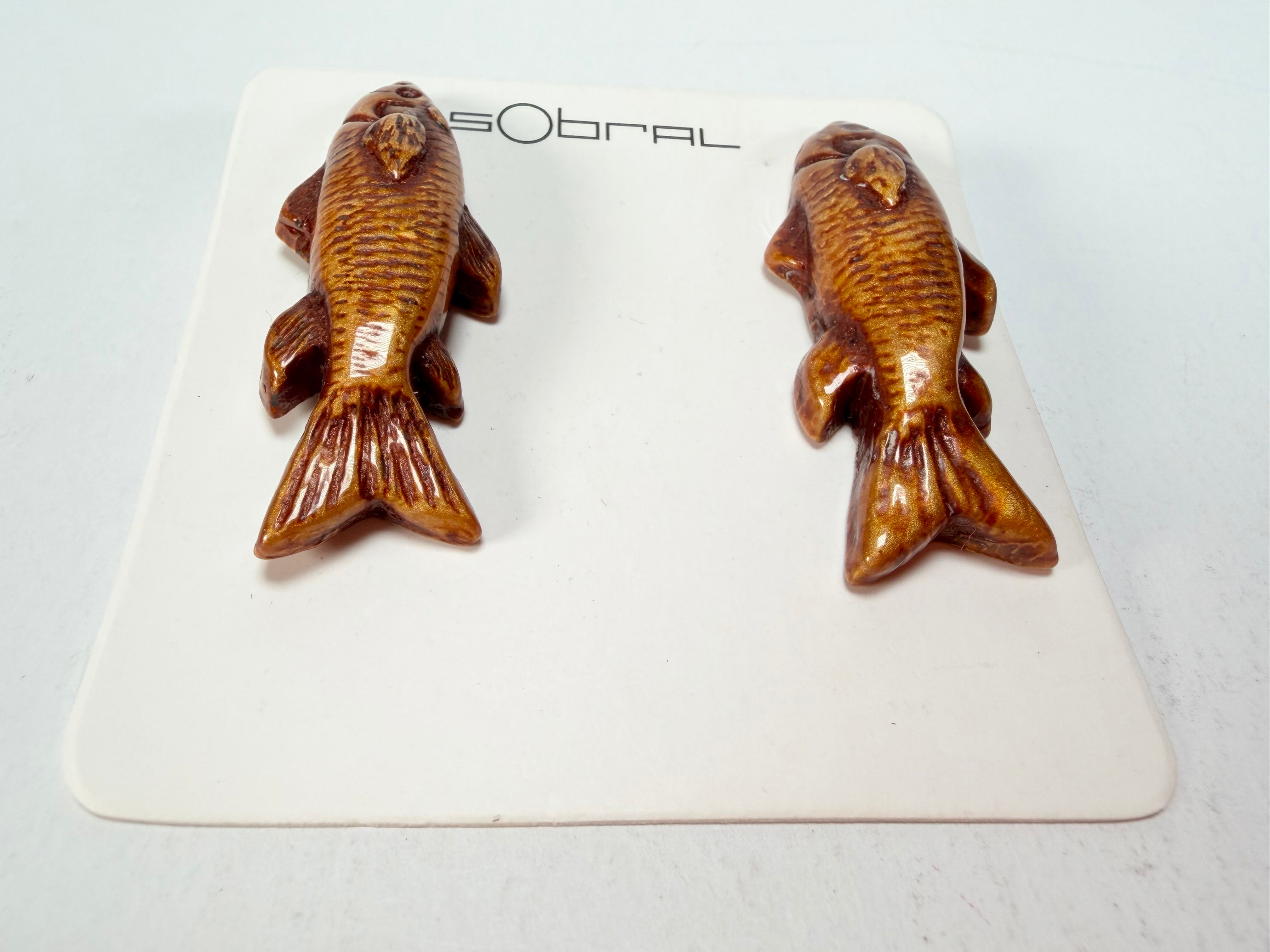 Sobral - Búzios "Praia dos Ossos" Resin Earrings ( 000000 )