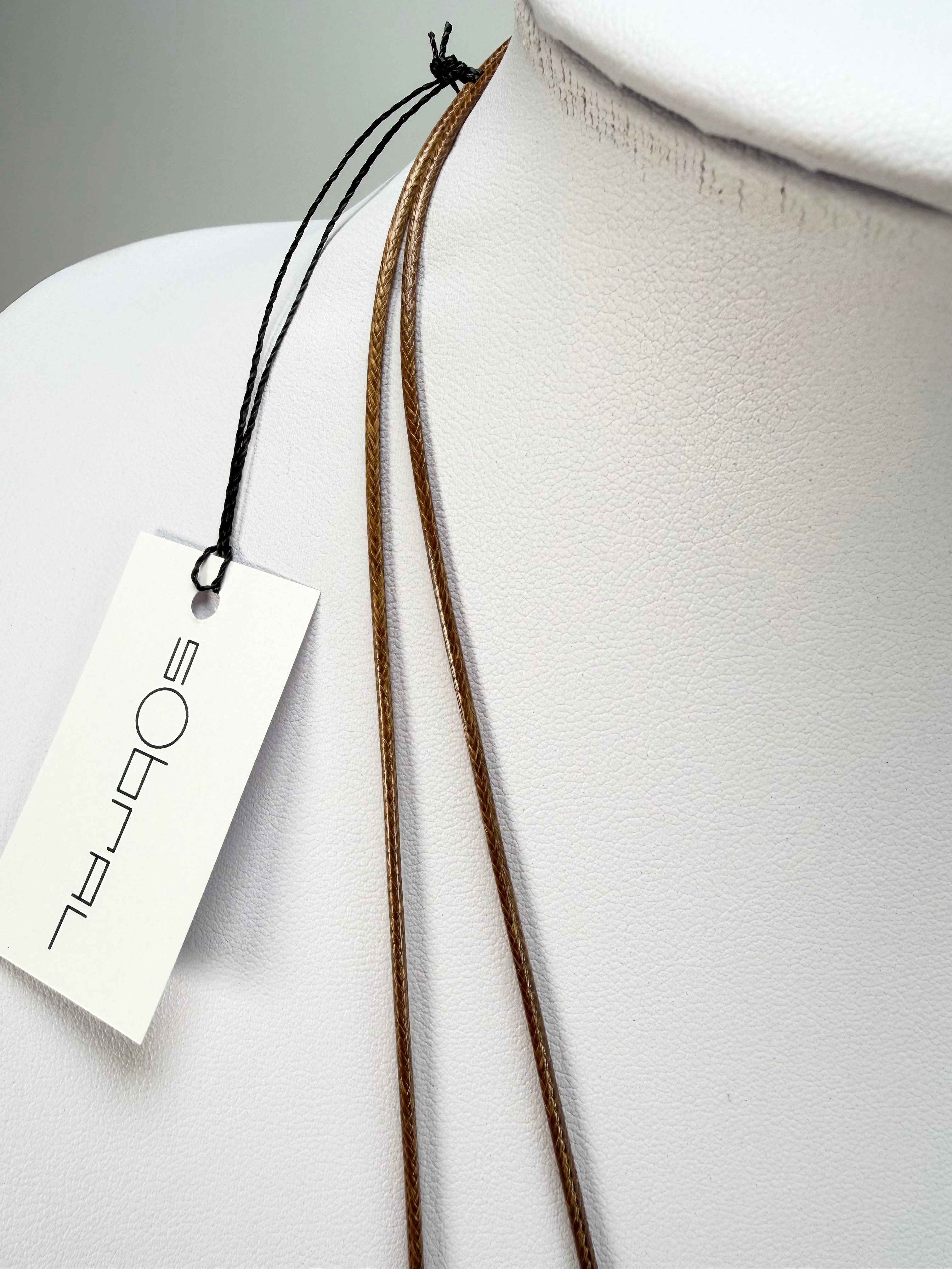 Sobral - Búzios "Praia dos Amores" Resin Necklace ( 000000 )