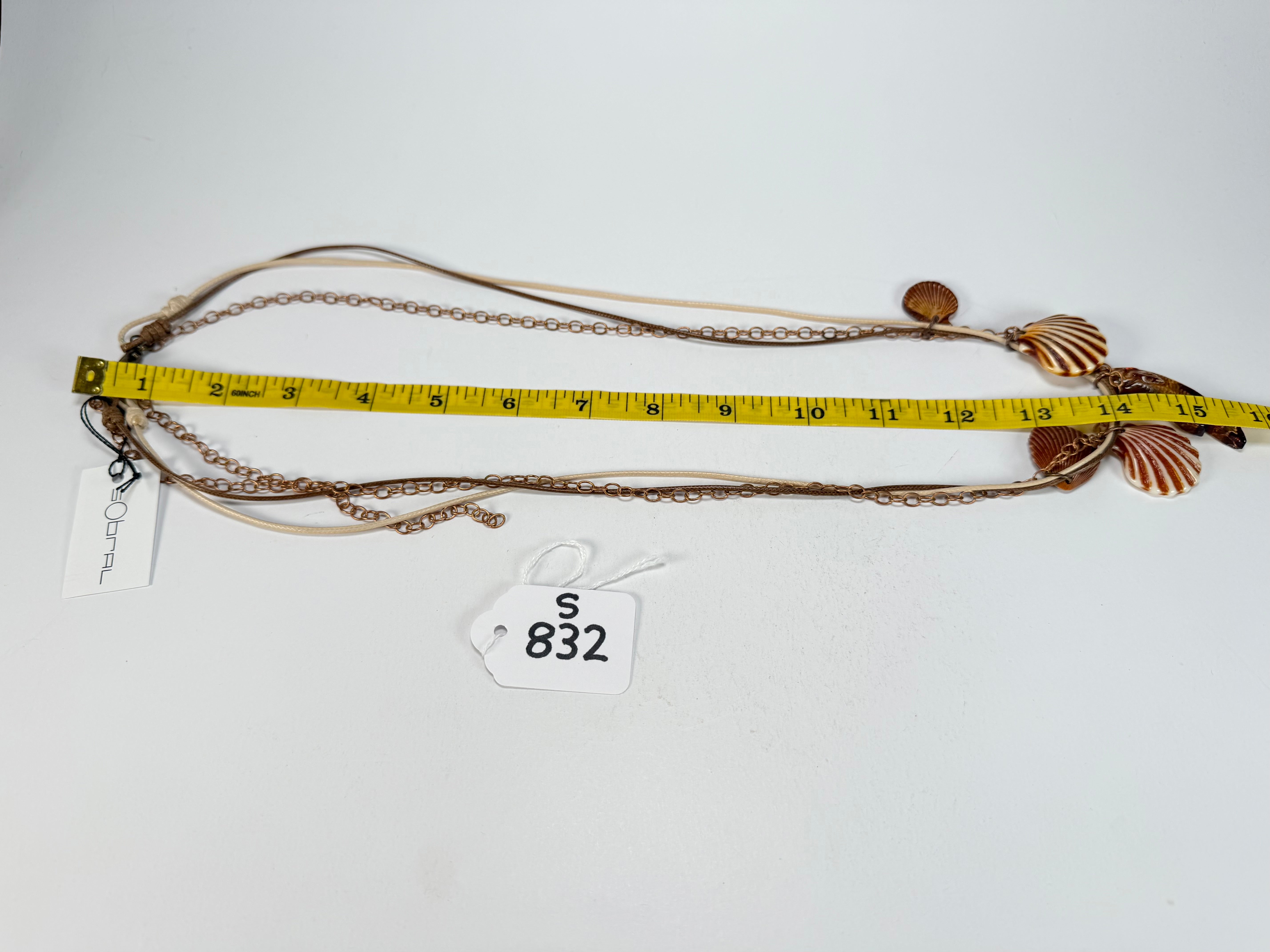 Sobral - Búzios "Praia de Geribá" Resin Necklace ( 000000 )