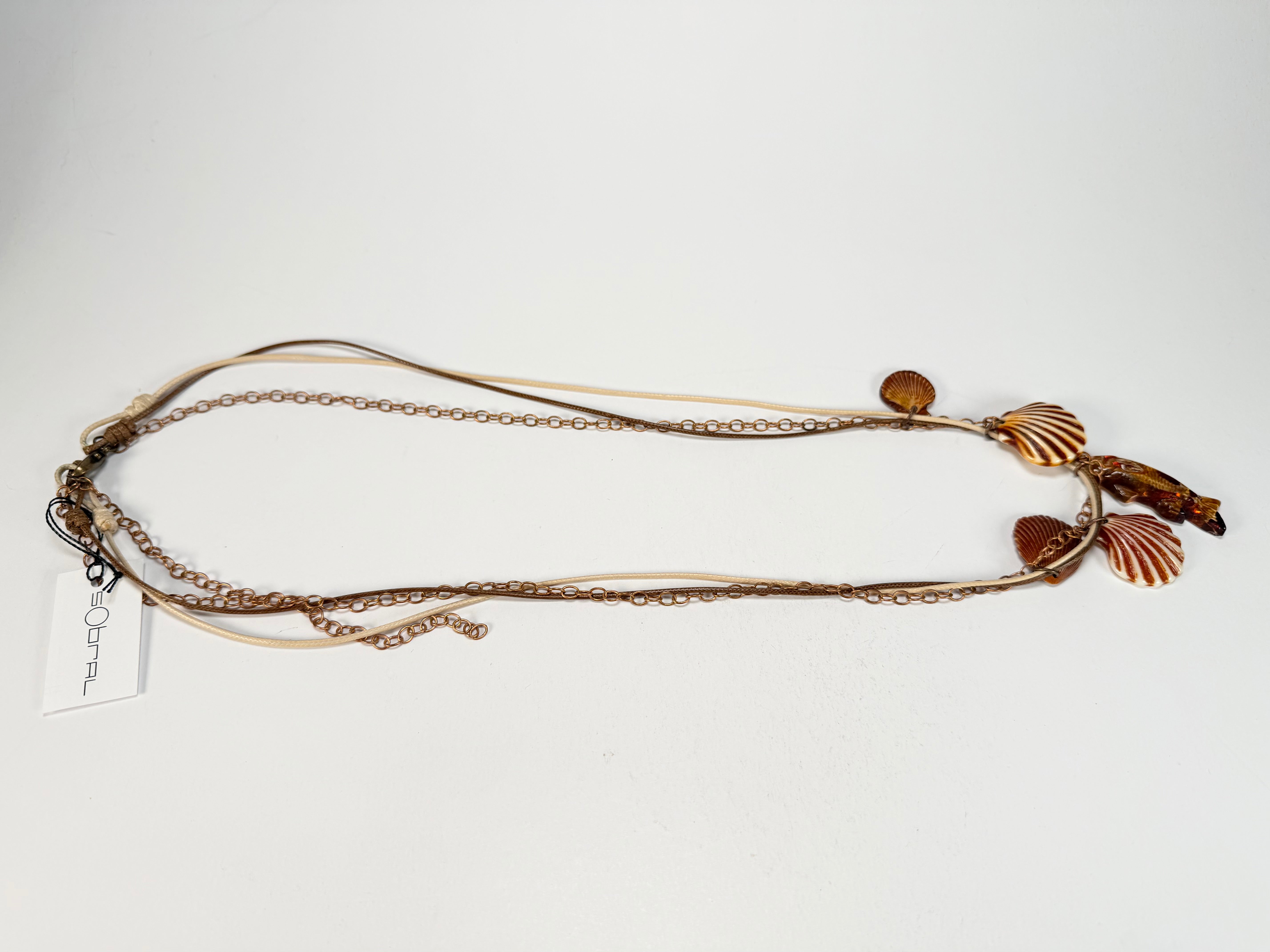 Sobral - Búzios "Praia de Geribá" Resin Necklace ( 000000 )