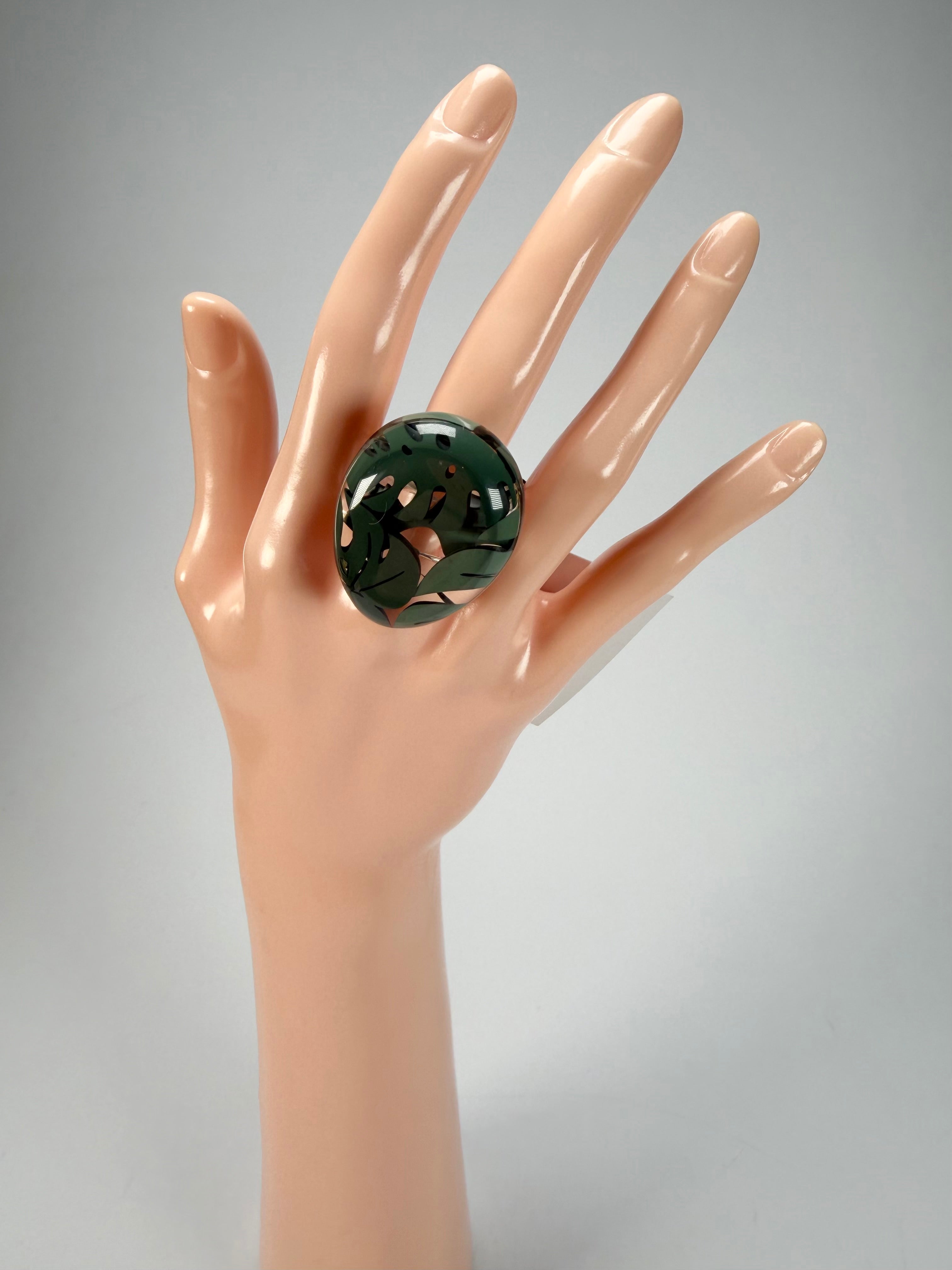 Sobral - Costela de Adão "Eva" Resin Ring ( 005528 ) - Size UK N / US 7