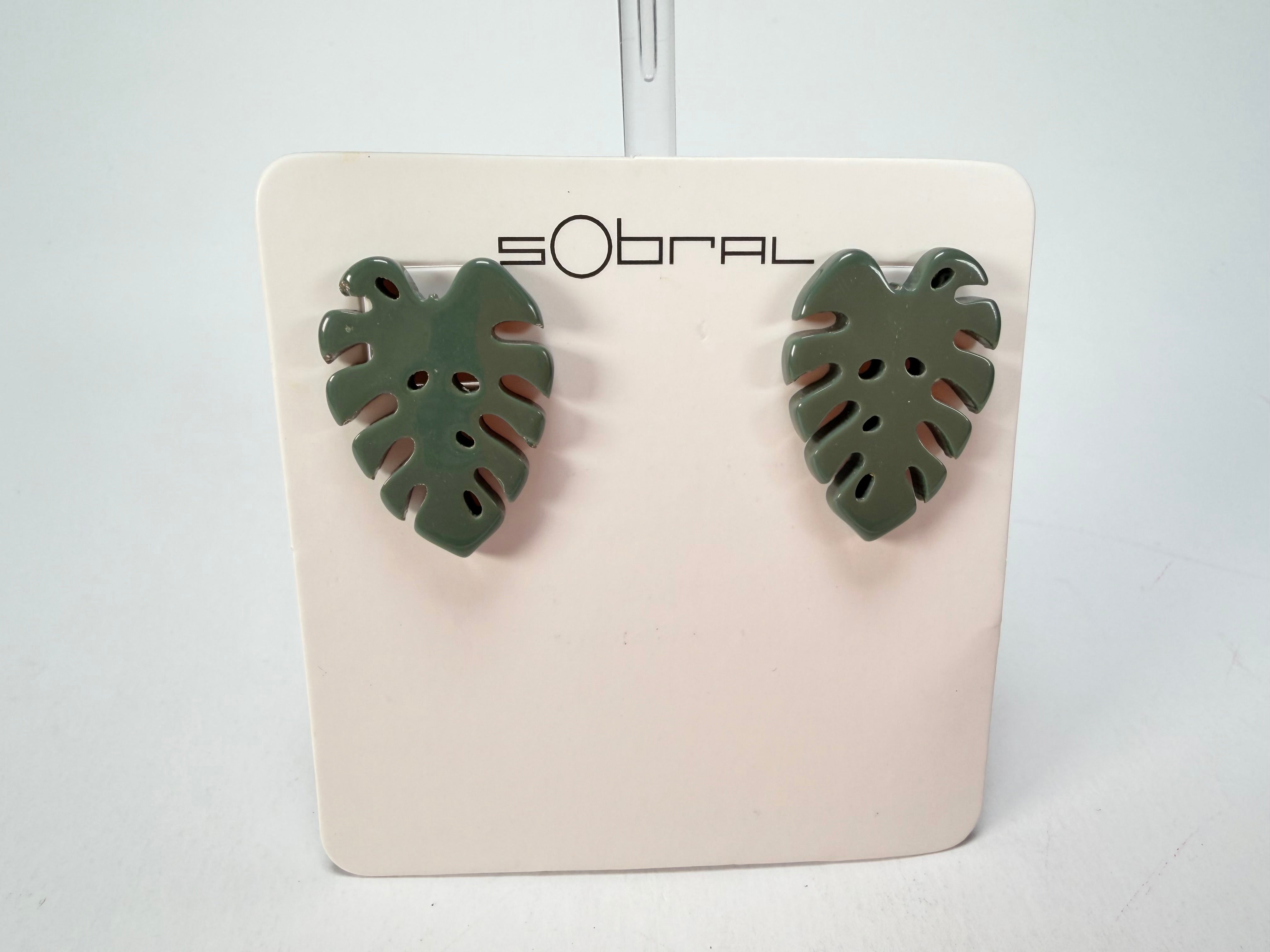 Sobral - Costela de Adão "Leaf" Resin Earrings ( 005526 )