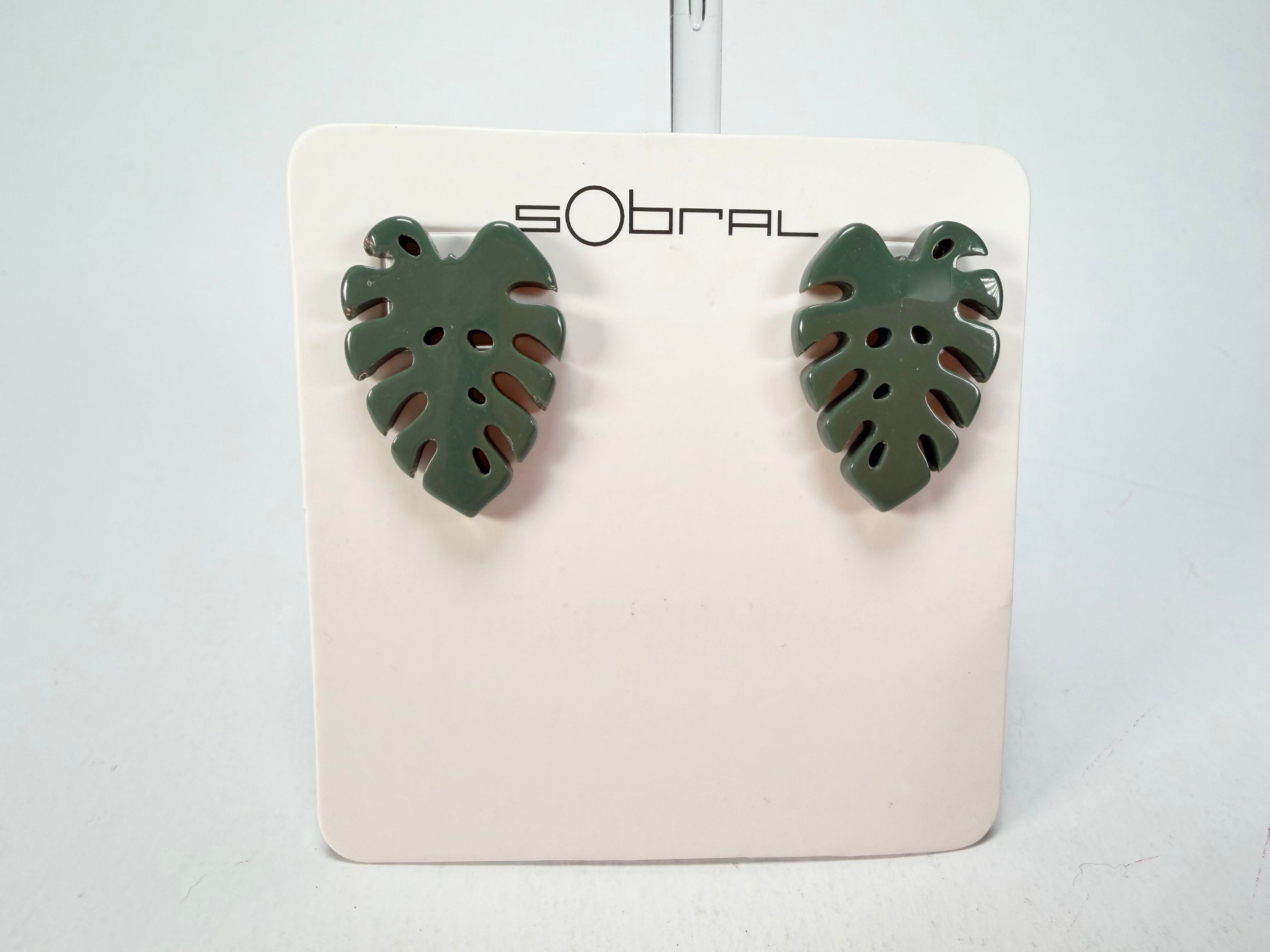Sobral - Costela de Adão "Leaf" Resin Earrings ( 005526 )