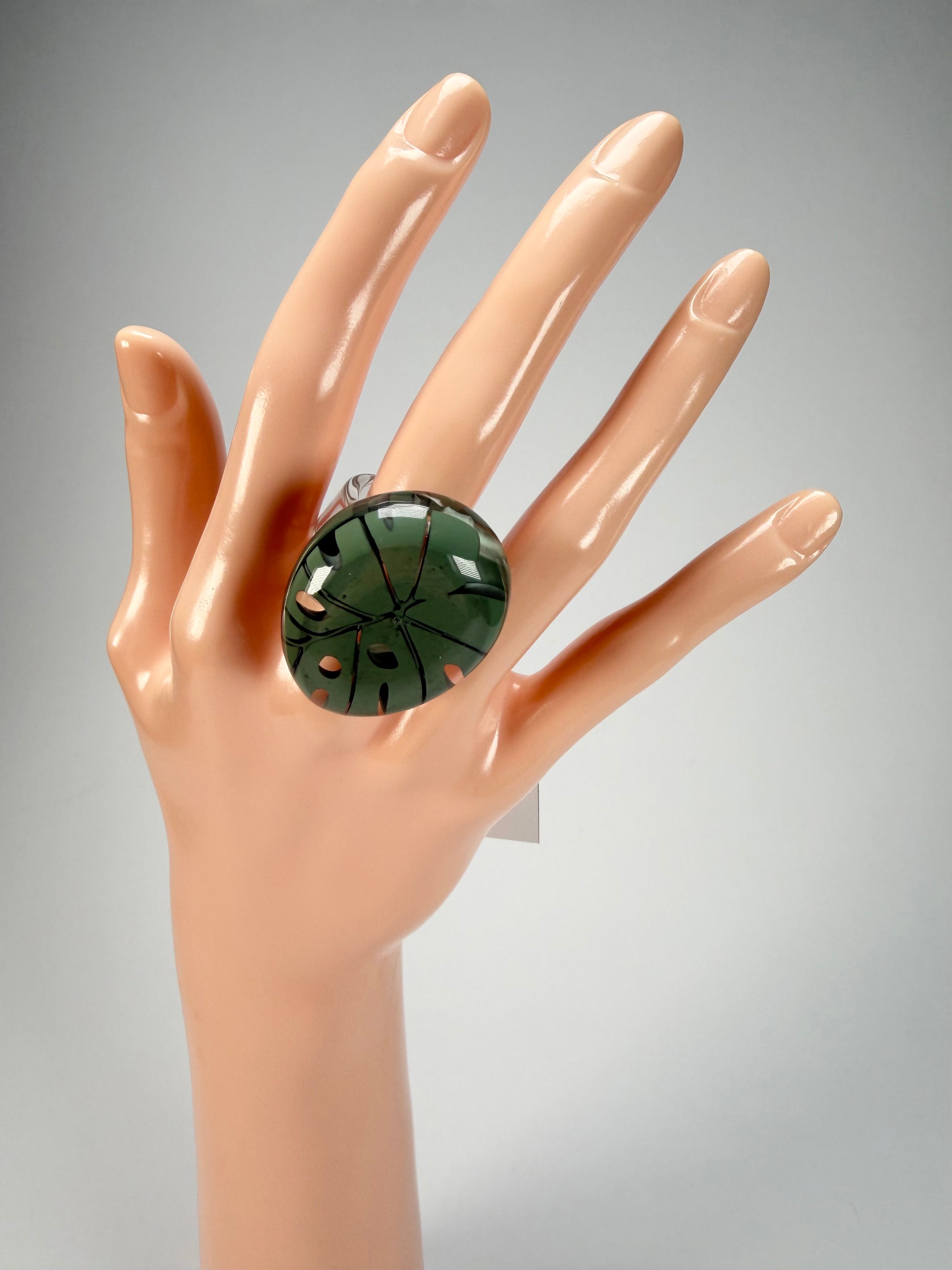 Sobral - Costela de Adão "Eva" Resin Ring ( 005528 ) - Size UK Q / US 8