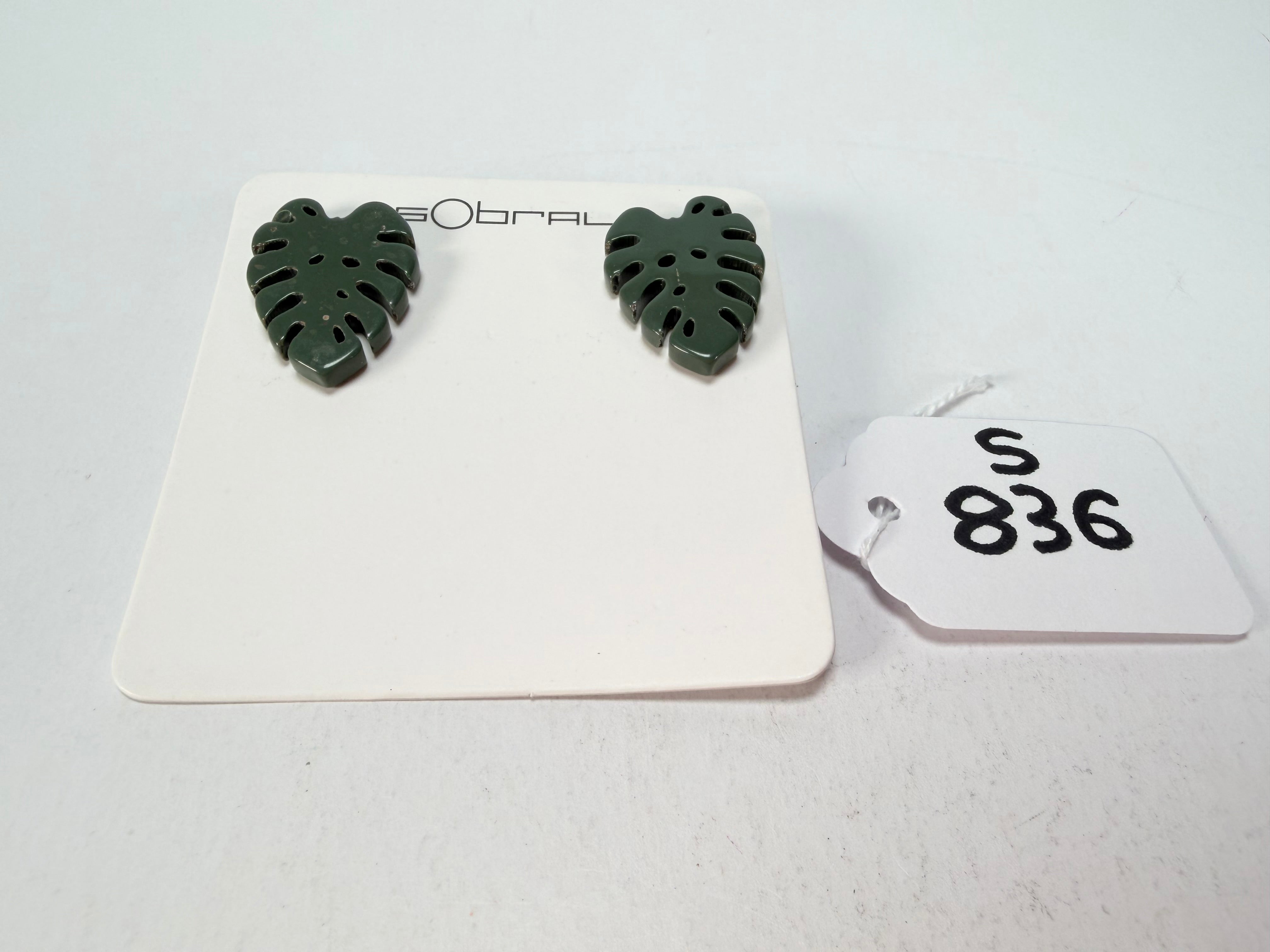 Sobral - Costela de Adão "Leaf" Resin Earrings ( 005526 )