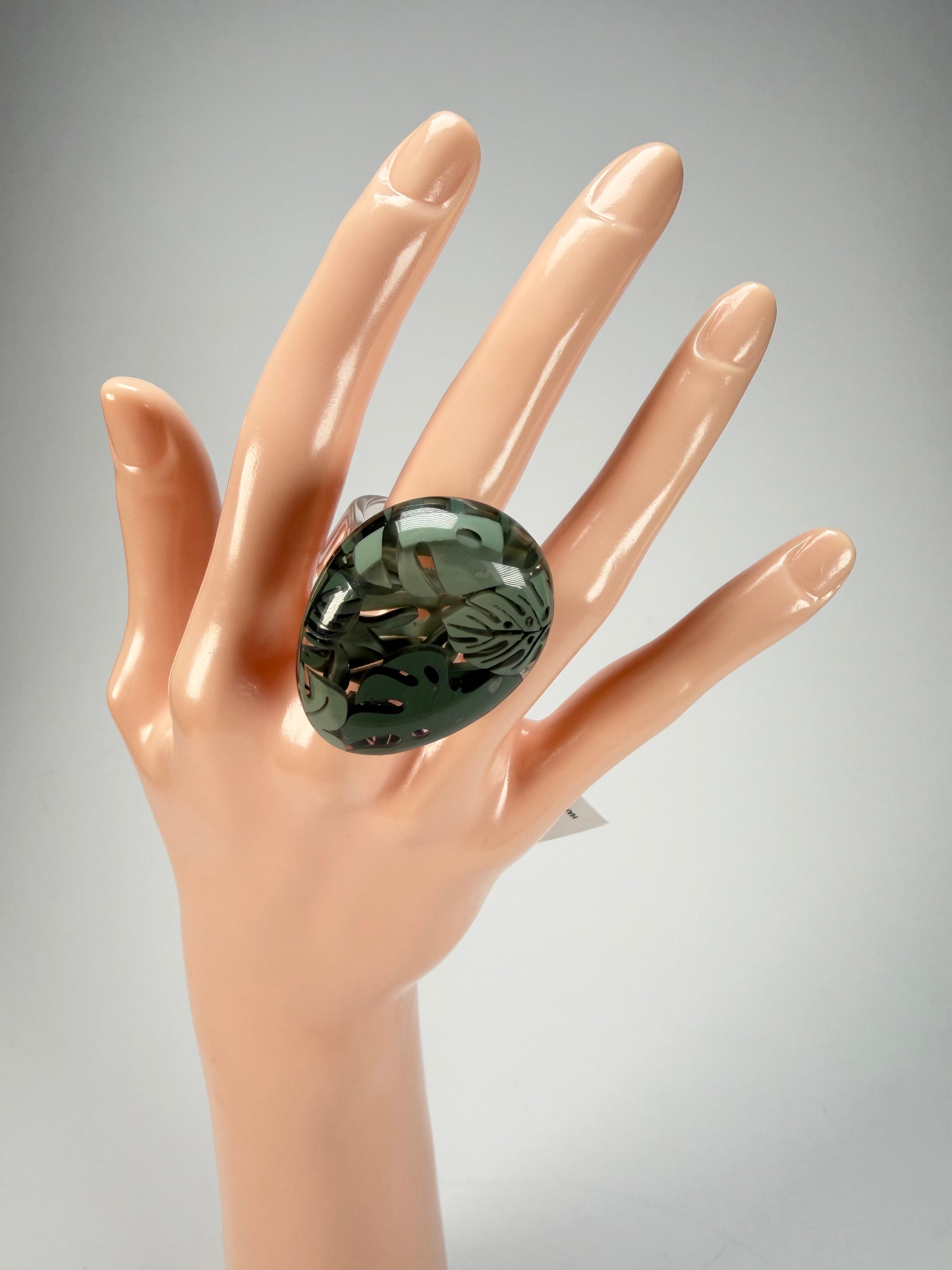 Sobral - Costela de Adão "Eva" Resin Ring ( 005528 ) - Size UK V / US 10.5