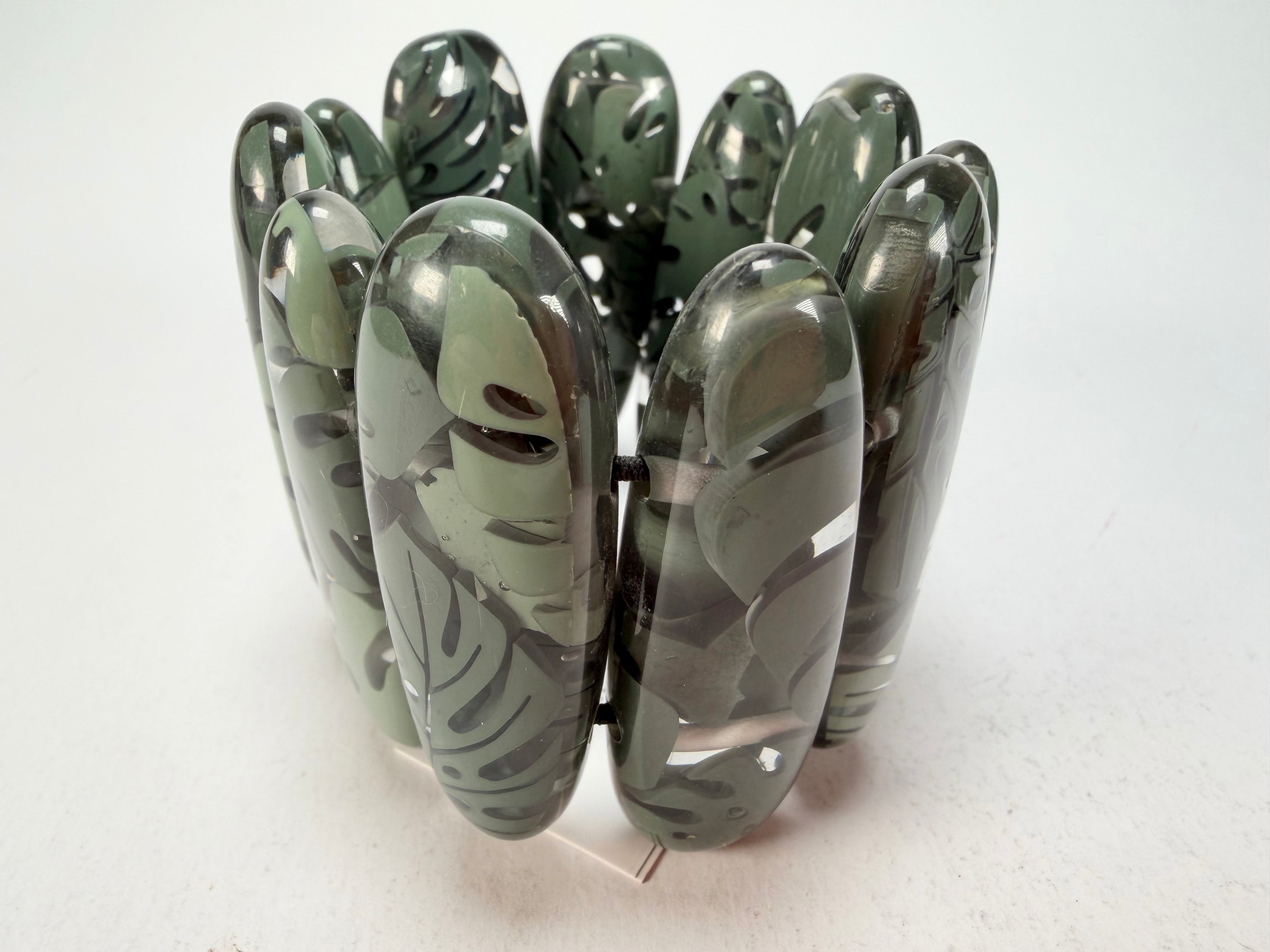 Sobral - Costela de Adão "Leaf" Elasticated Resin Bracelet ( 005520 )