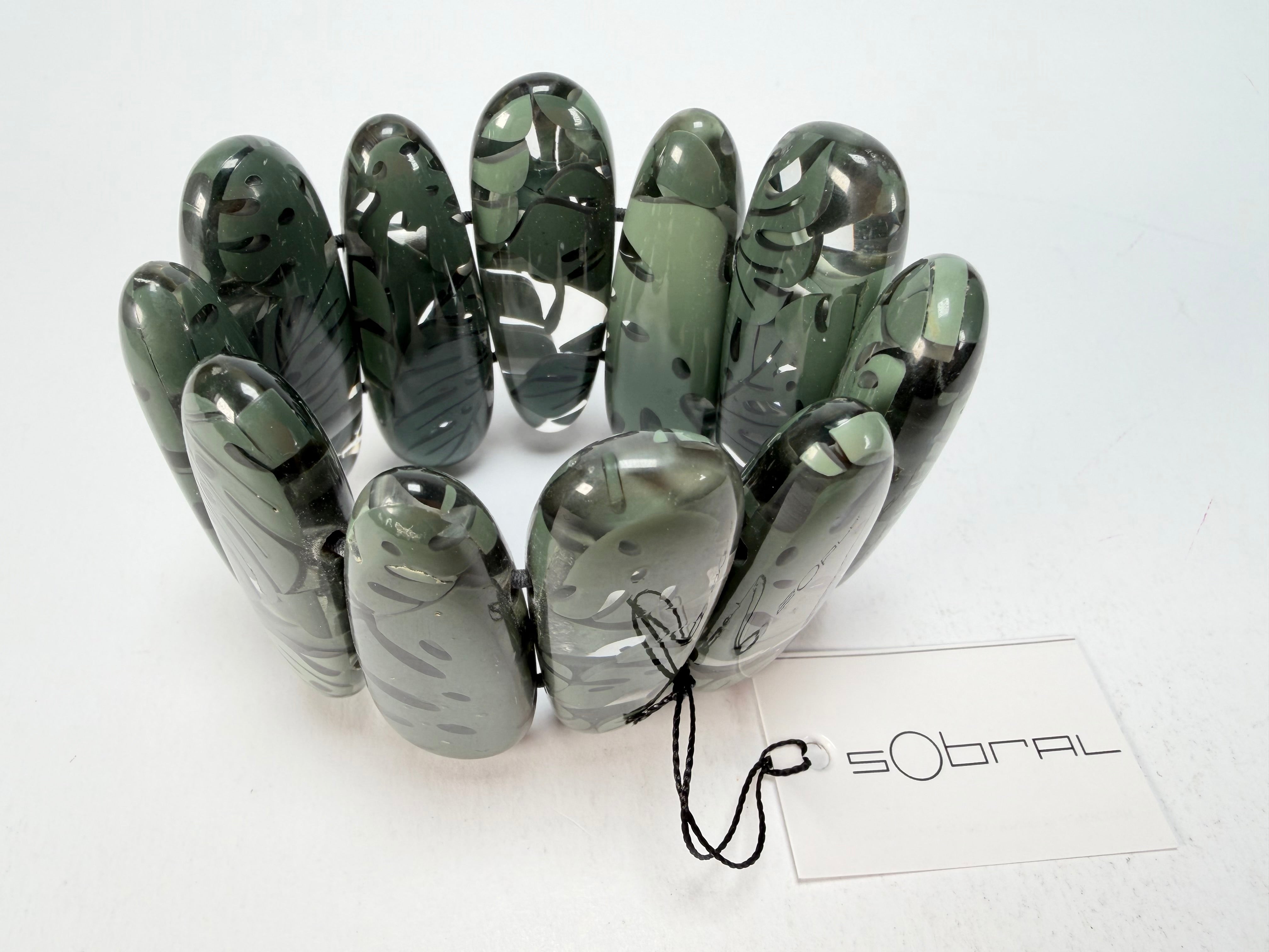 Sobral - Costela de Adão "Leaf" Elasticated Resin Bracelet ( 005520 )