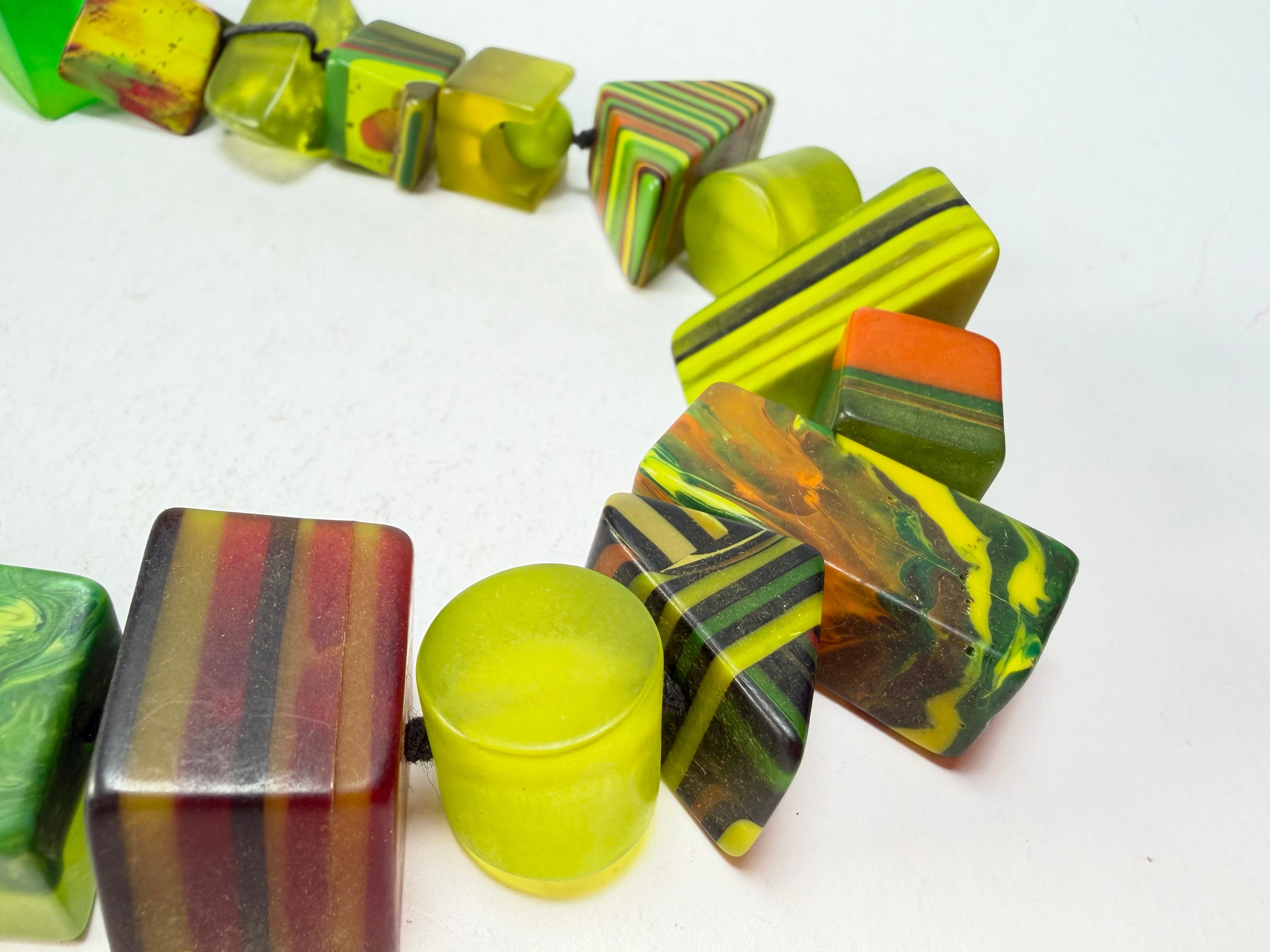 Sobral - Indiana "Citrino" Citrus Green Mix 70cm Resin Necklace ( 000033 )