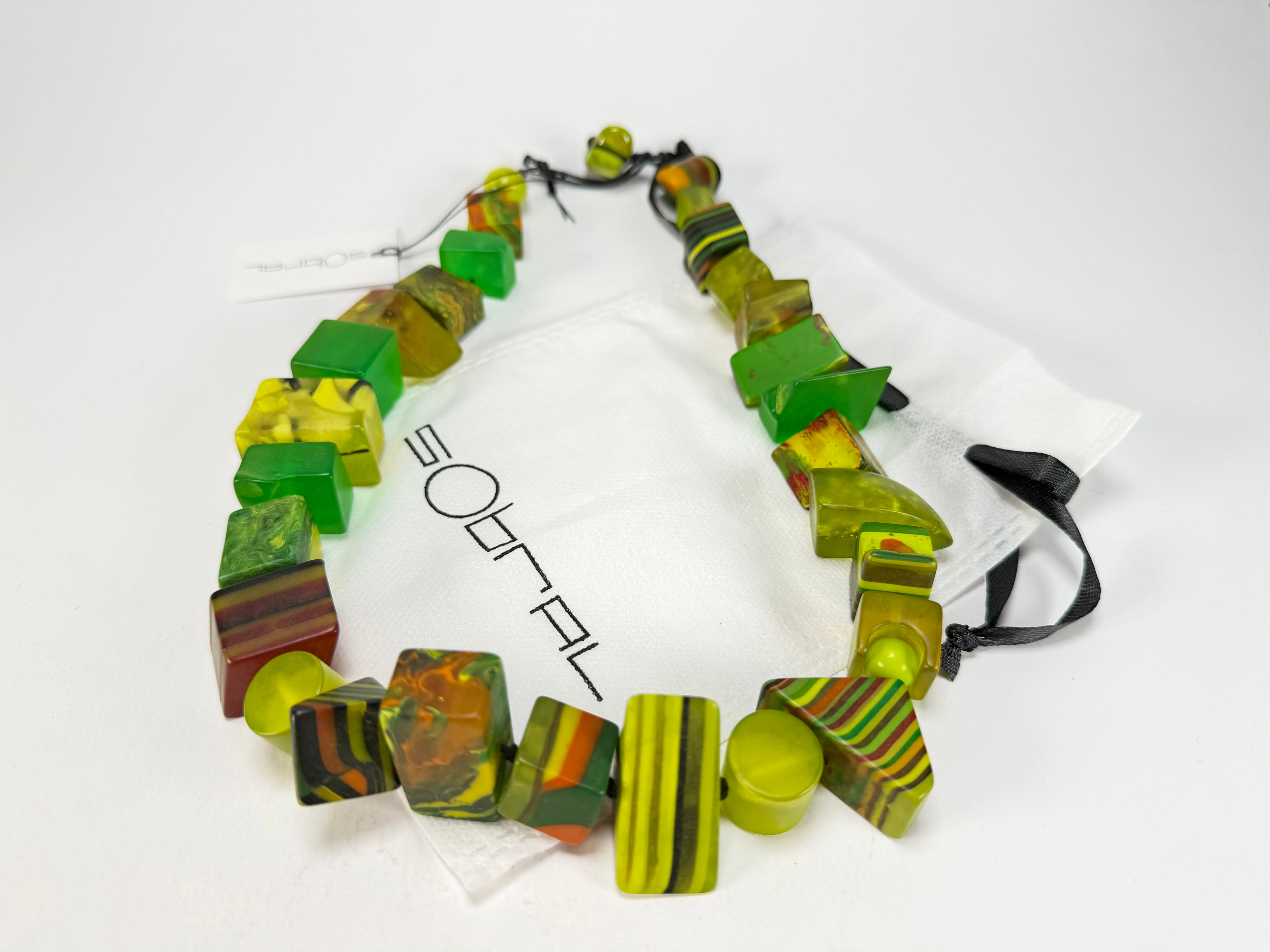 Sobral - Indiana "Citrino" Citrus Green Mix 70cm Resin Necklace ( 000033 )