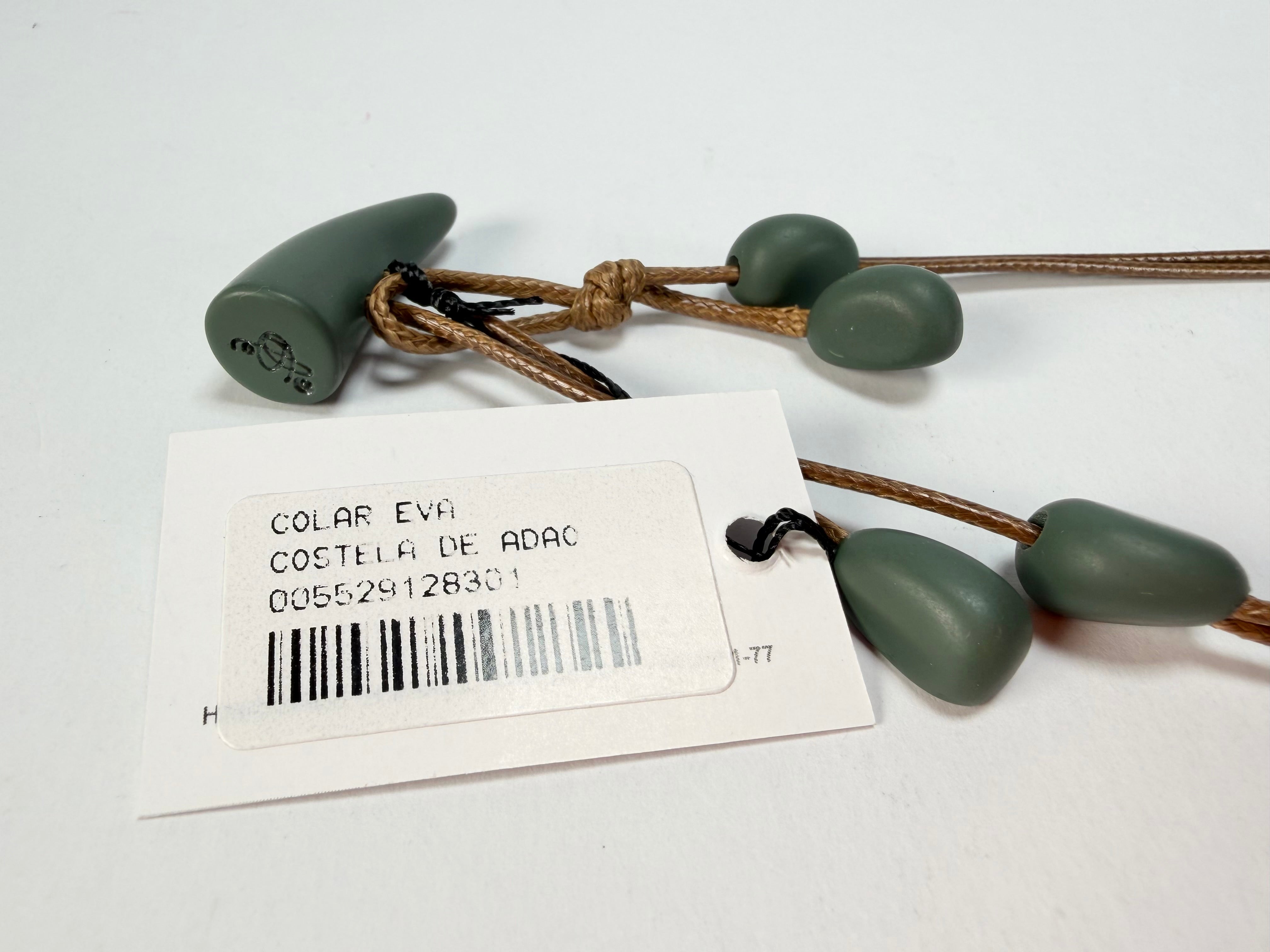 Sobral - Costela de Adão "Eva" Resin Necklace ( 005029 )