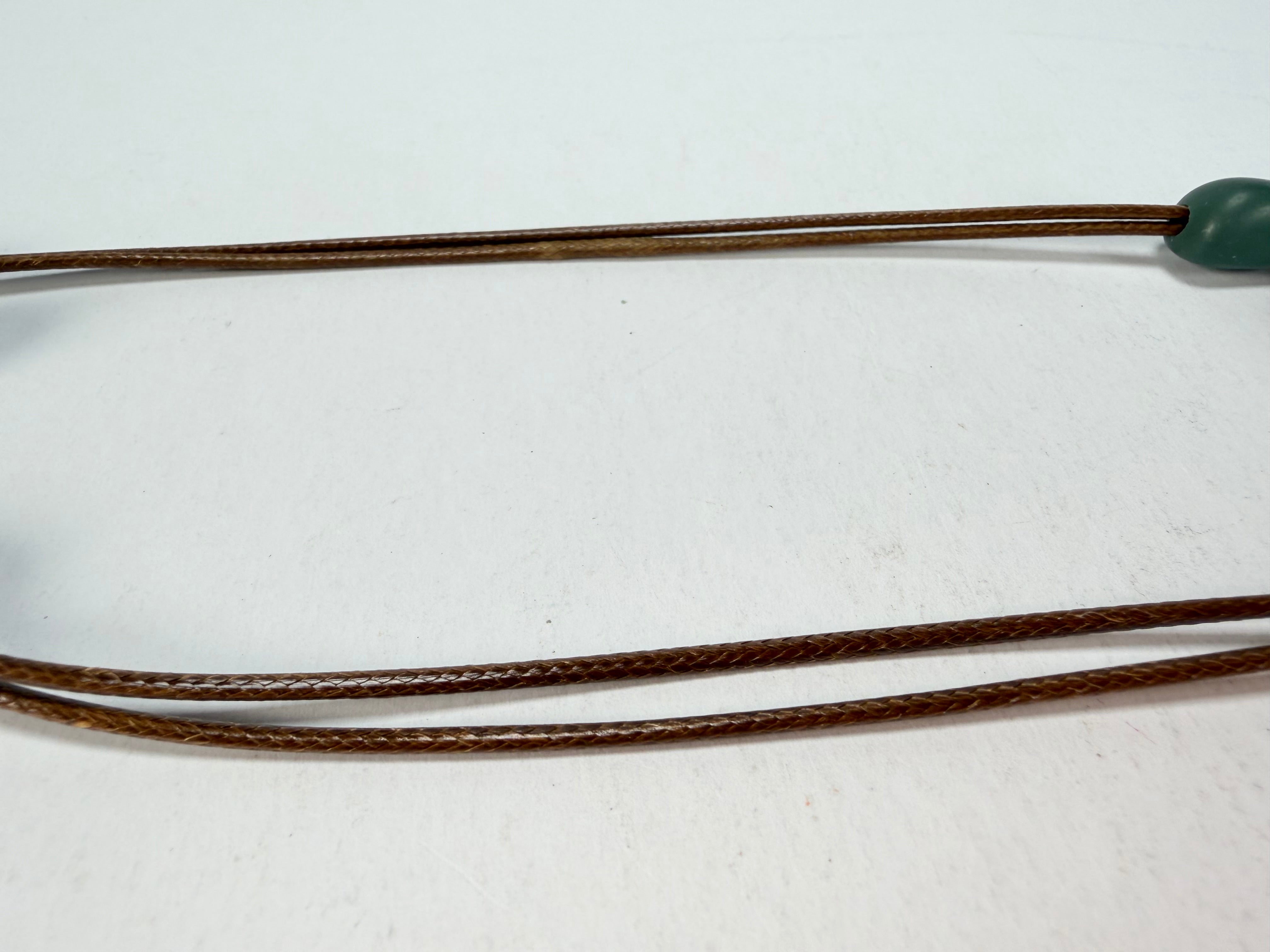 Sobral - Costela de Adão "Eva" Resin Necklace ( 005029 )