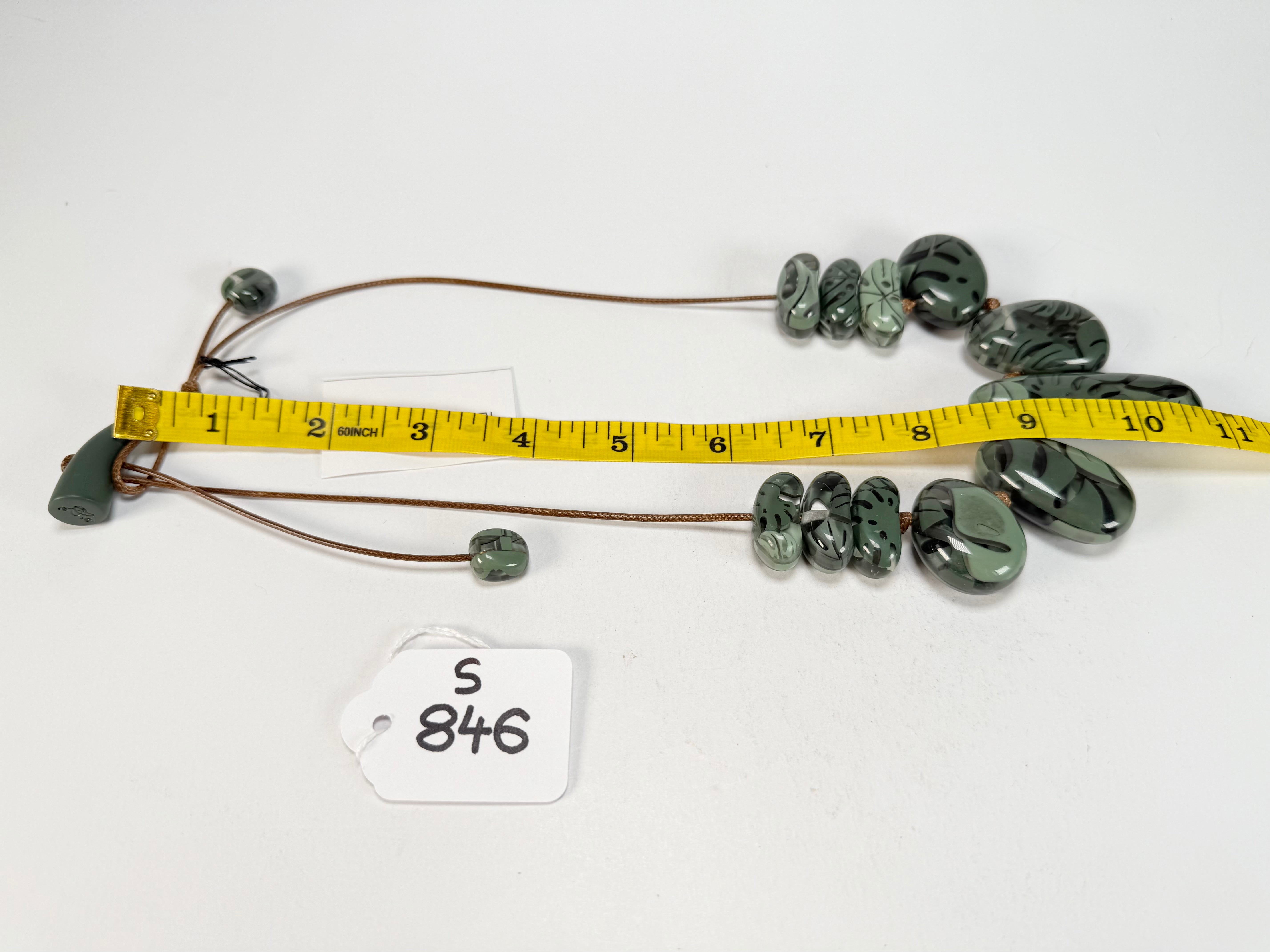 Sobral - Costela de Adão "Leaf" Resin Necklace ( 005527 )