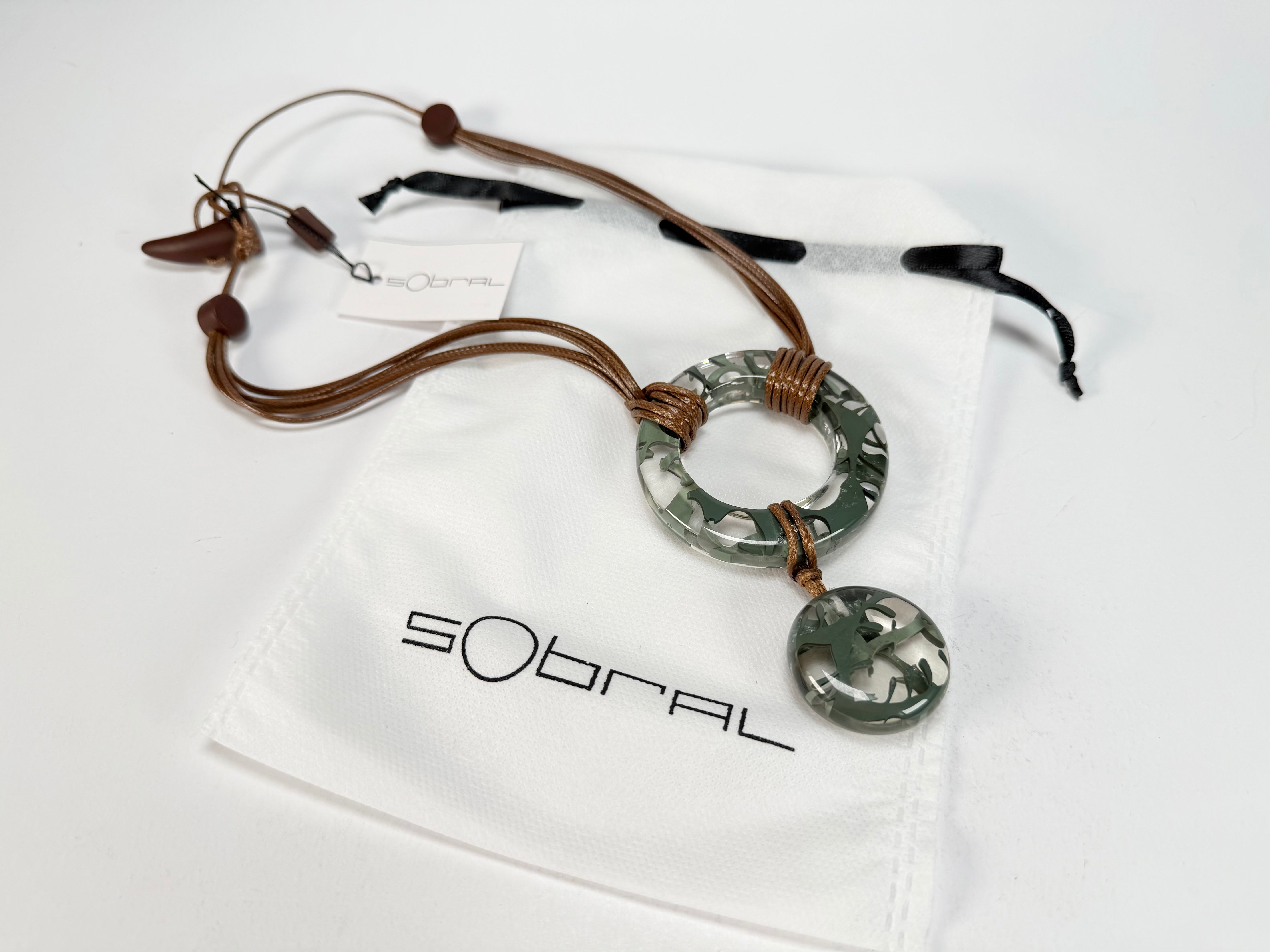 Sobral - Costela de Adão "Adão" Resin Necklace ( 005532 )