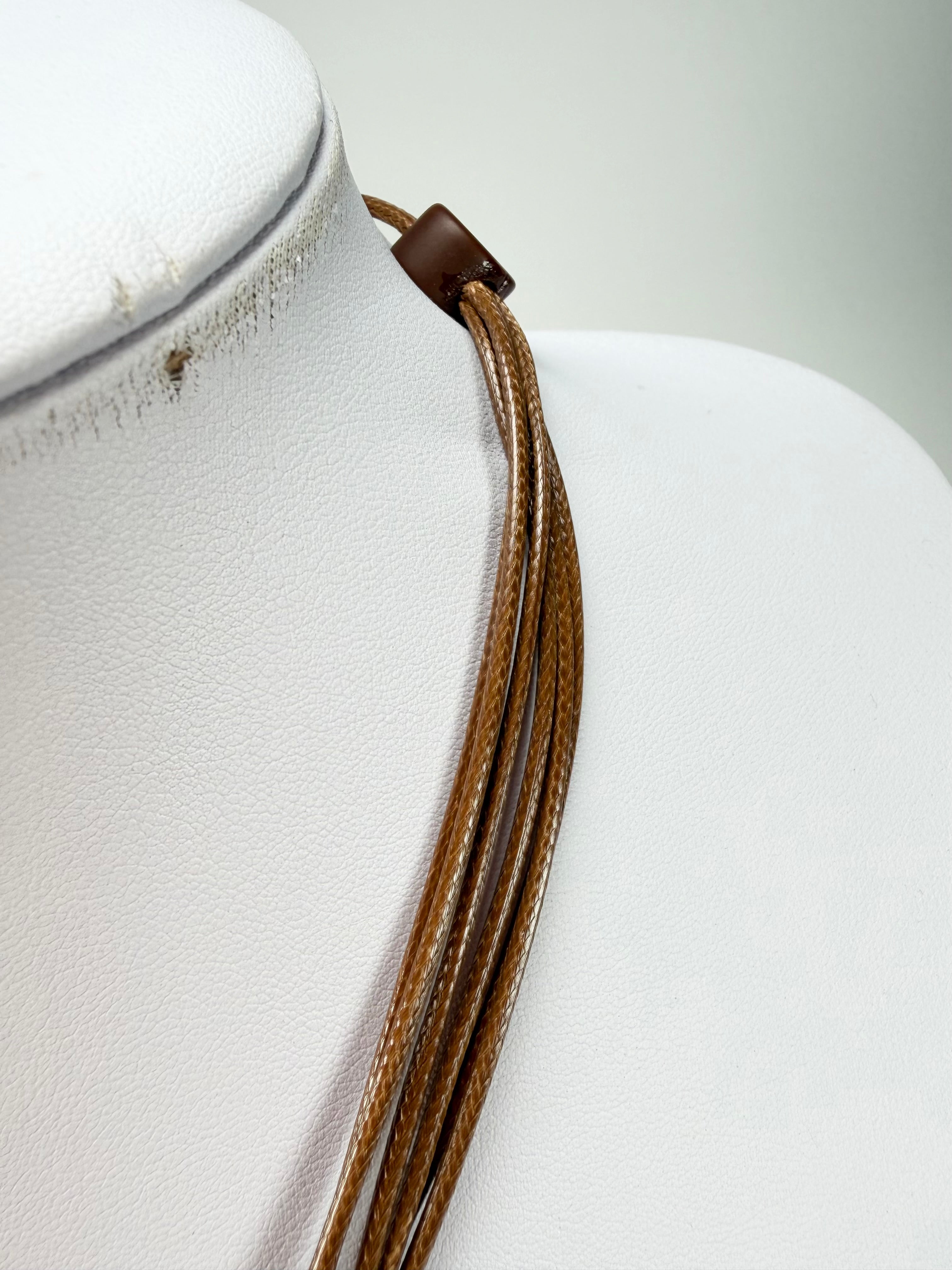 Sobral - Costela de Adão "Adão" Resin Necklace ( 005532 )