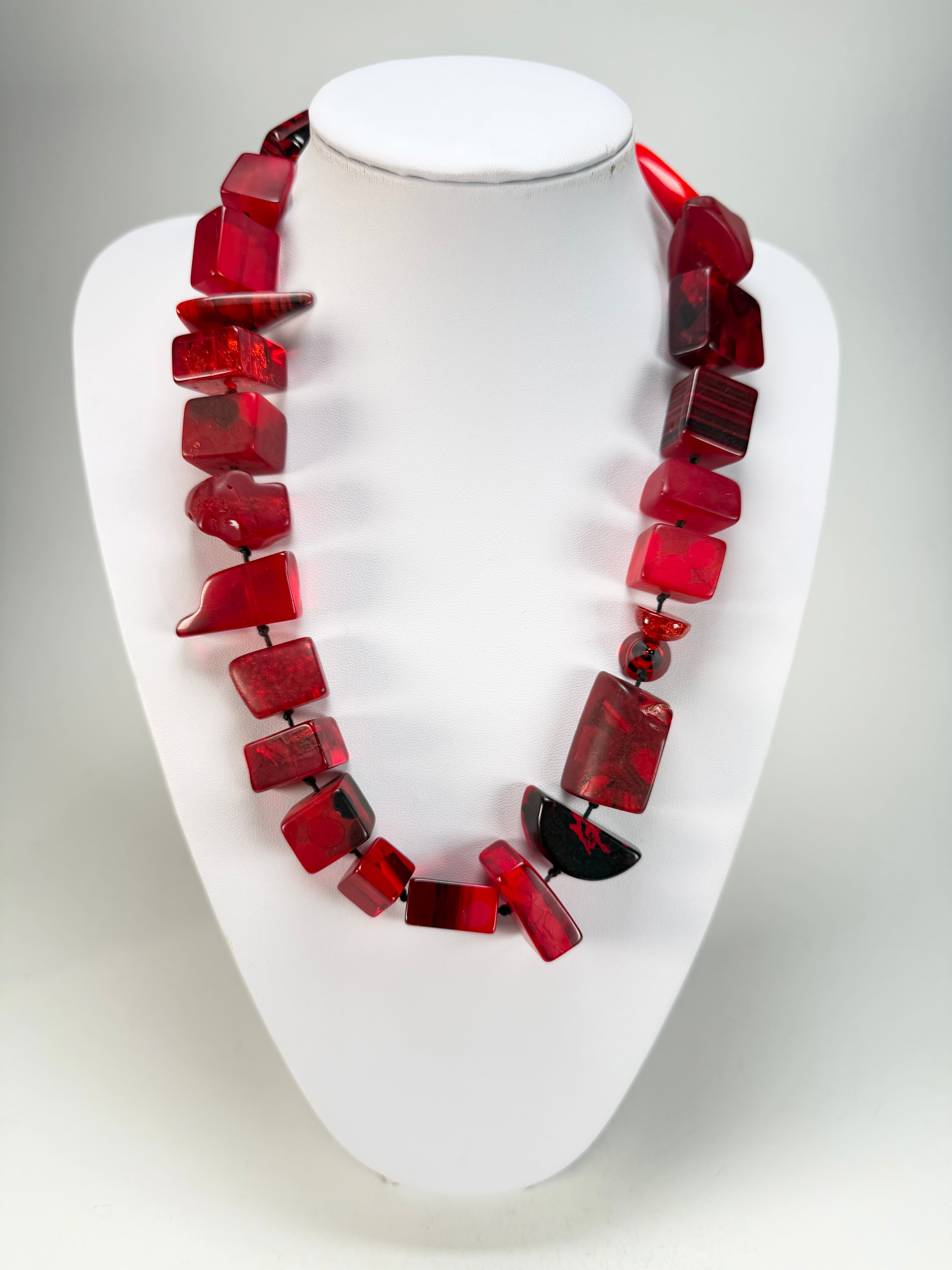 Sobral - Indiana "Vermelho" Red Mix 70cm Resin Necklace ( 000033 )