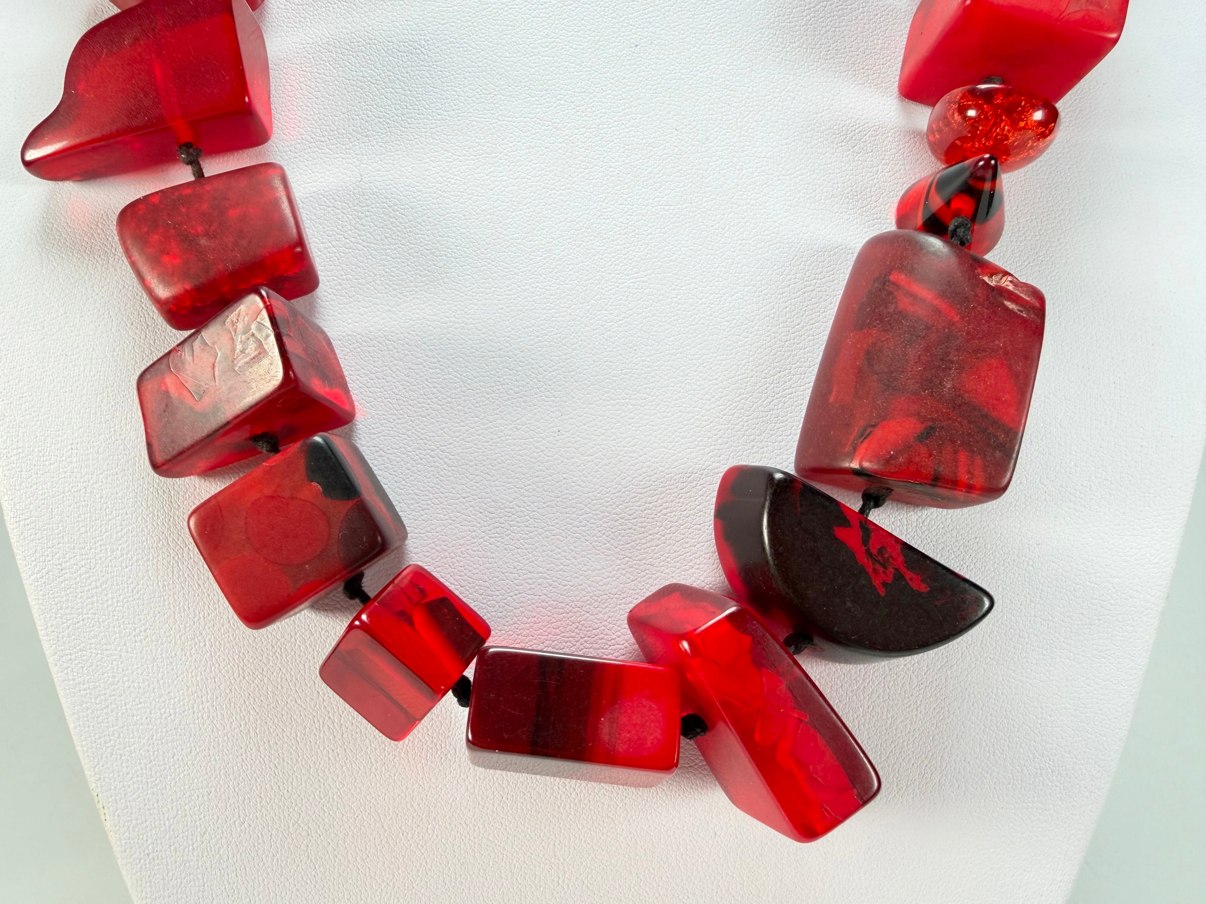 Sobral - Indiana "Vermelho" Red Mix 70cm Resin Necklace ( 000033 )