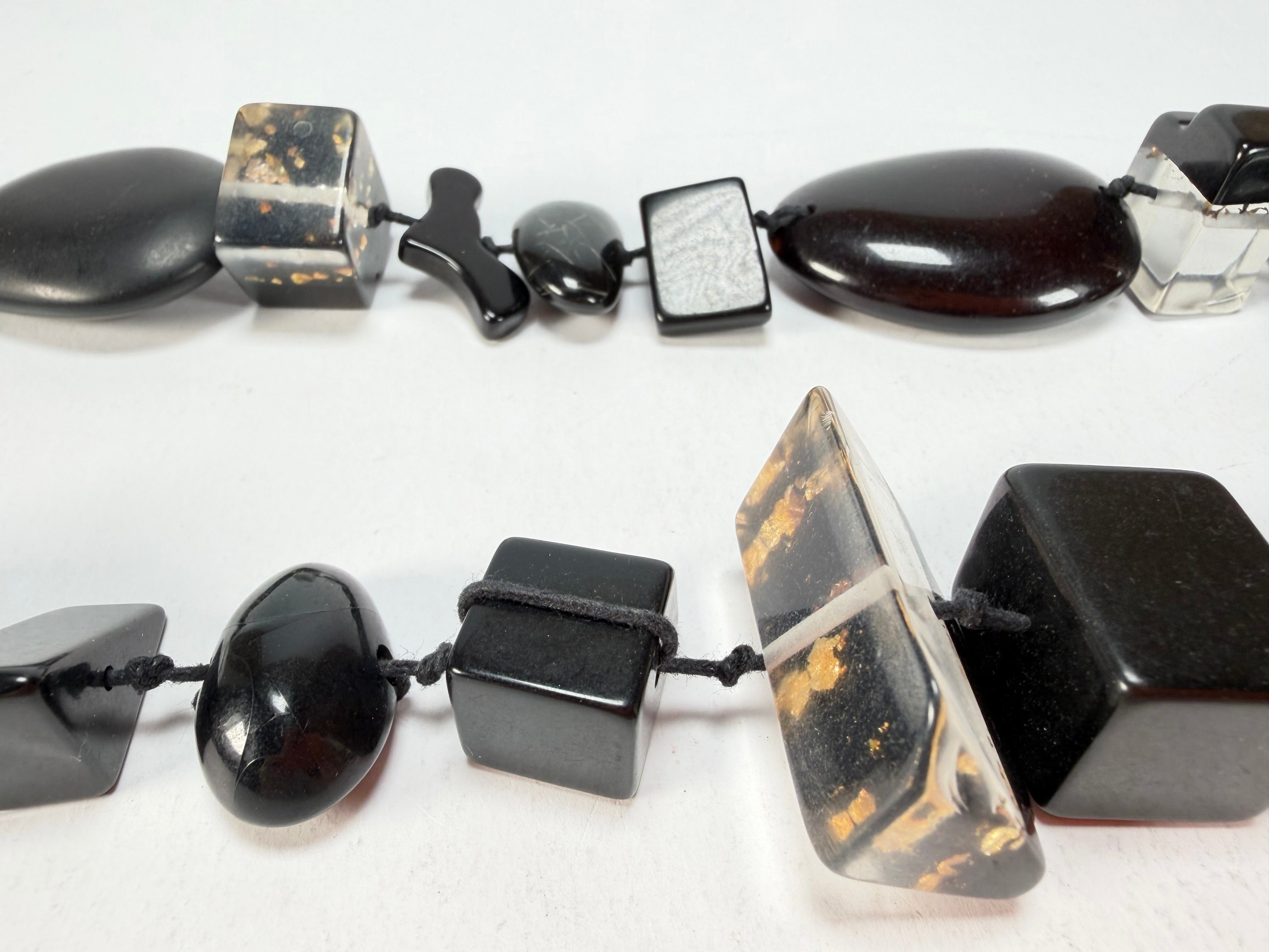 Sobral - Indiana "Noir" Black Mix 70cm Resin Necklace ( 000033 )