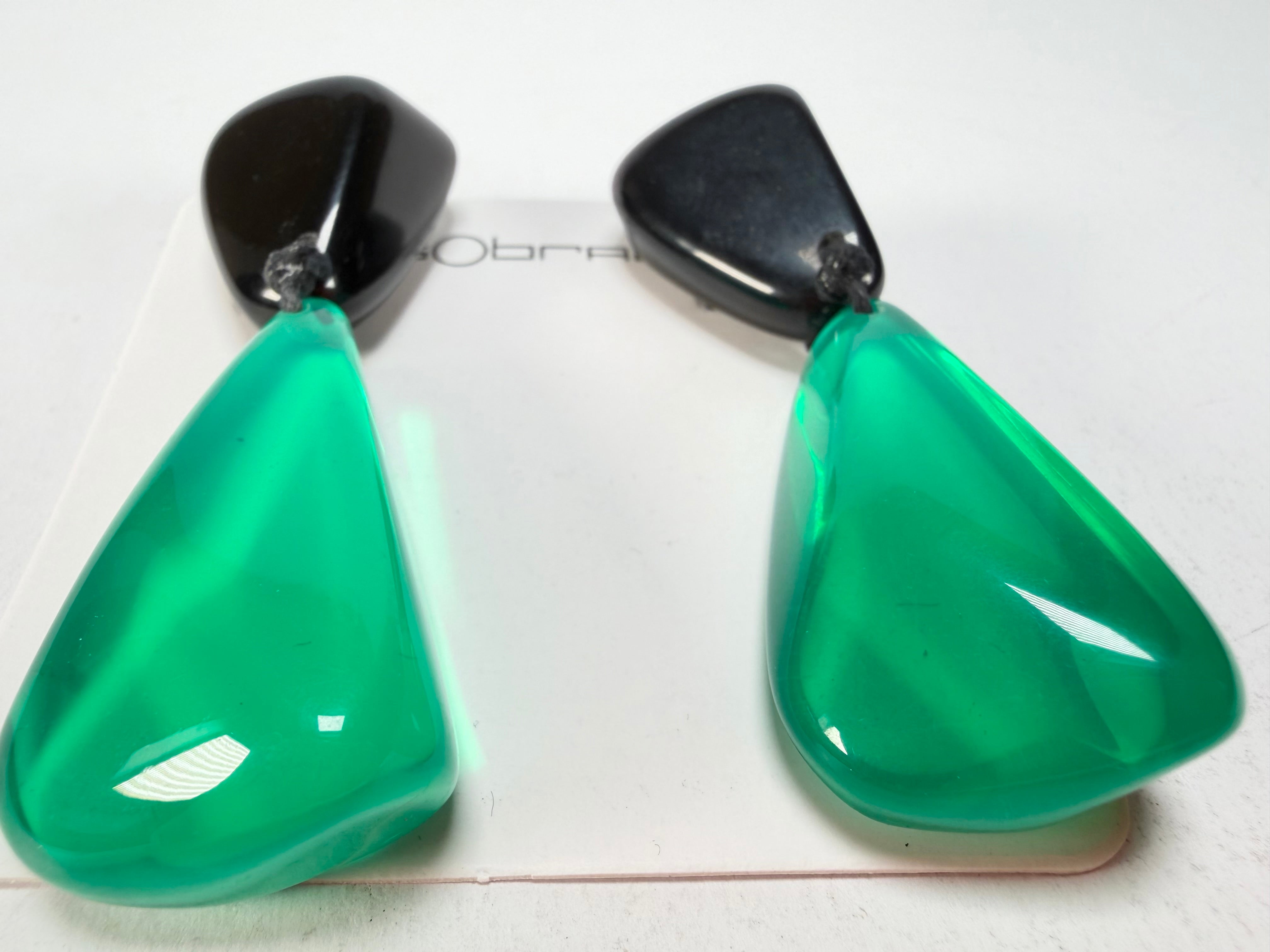 Sobral - Mix 2023 "Cusco" Black & Green Cristal Resin Clip On Earrings ( 001417 )