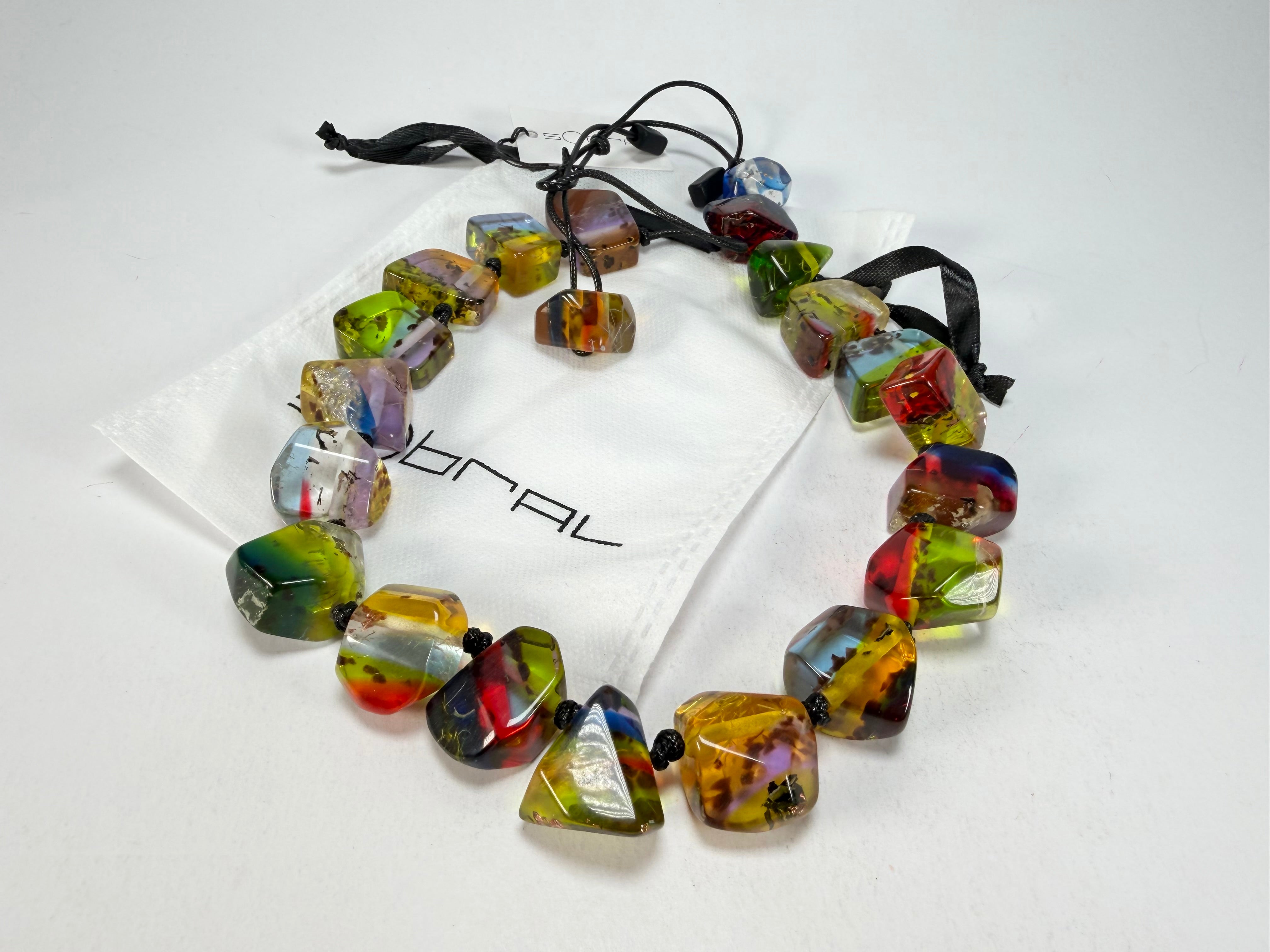 Sobral - Sobralita "Studio Pieces" Studio Creation Resin Necklace ( 000000 )