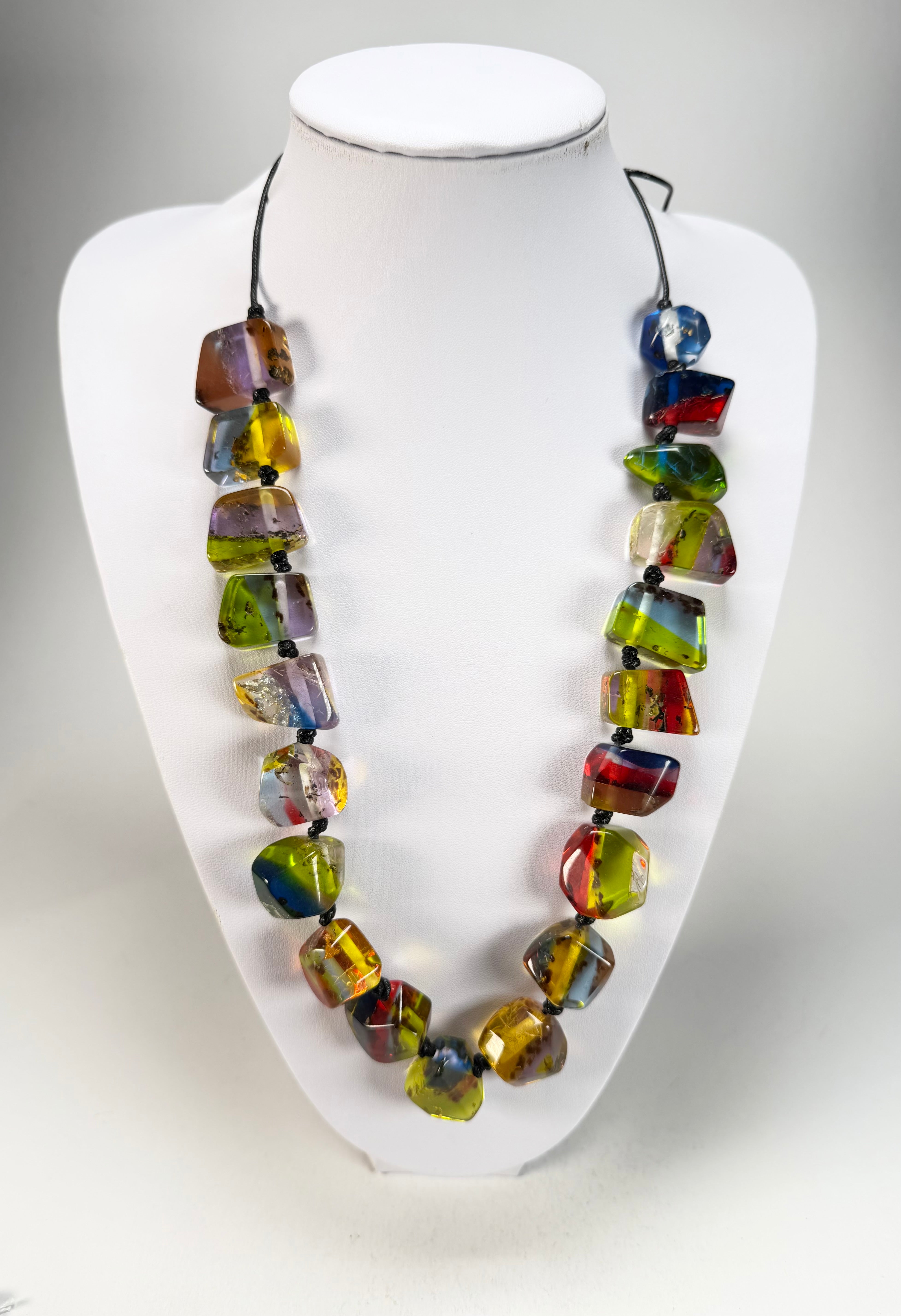 Sobral - Sobralita "Studio Pieces" Studio Creation Resin Necklace ( 000000 )